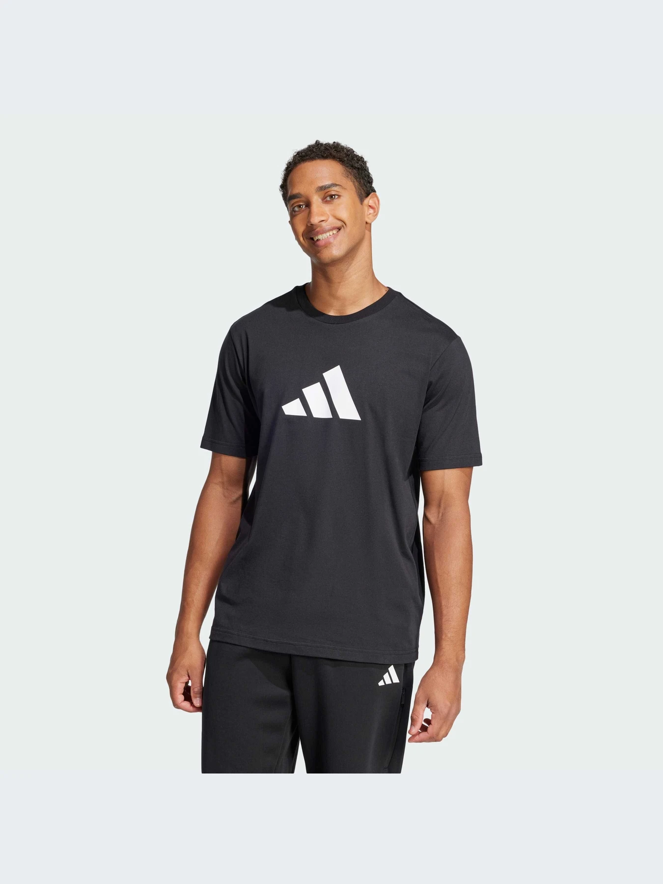 Футболки и поло Adidas модель JI8770-KZ Футболки и поло Adidas модель JI8770-KZ Фото