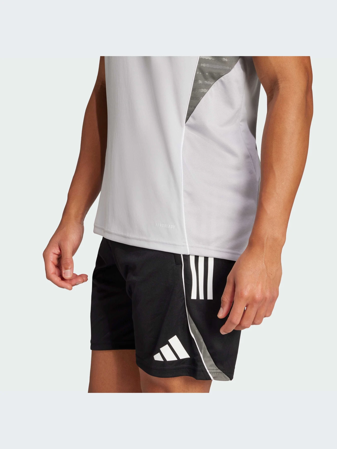Футболки и поло Adidas Tiro модель JJ1520-KZ Футболки и поло Adidas Tiro модель JJ1520-KZ Фото