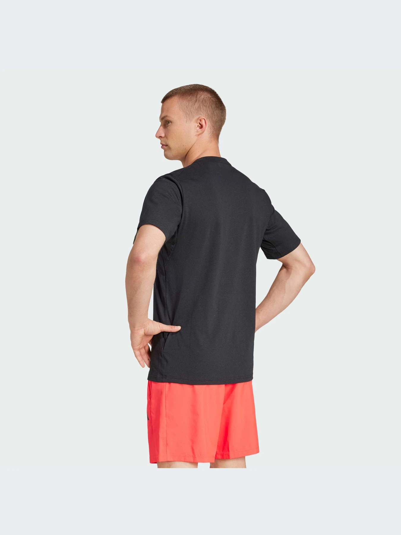 Футболки и поло Adidas модель JN7313-KZ Футболки и поло Adidas модель JN7313-KZ Фото