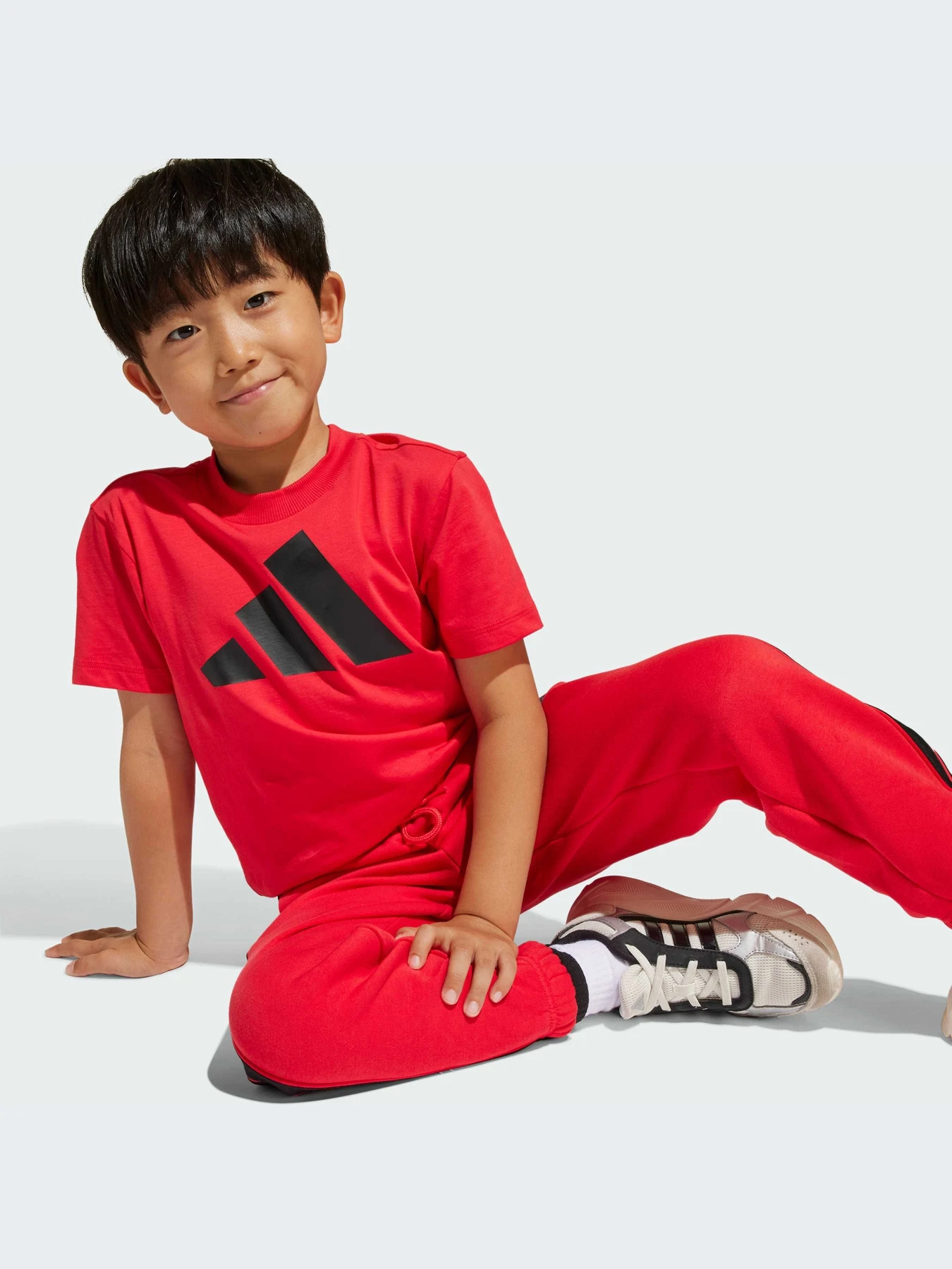 Футболки и поло Adidas модель JN8007-KZ Футболки и поло Adidas модель JN8007-KZ Фото
