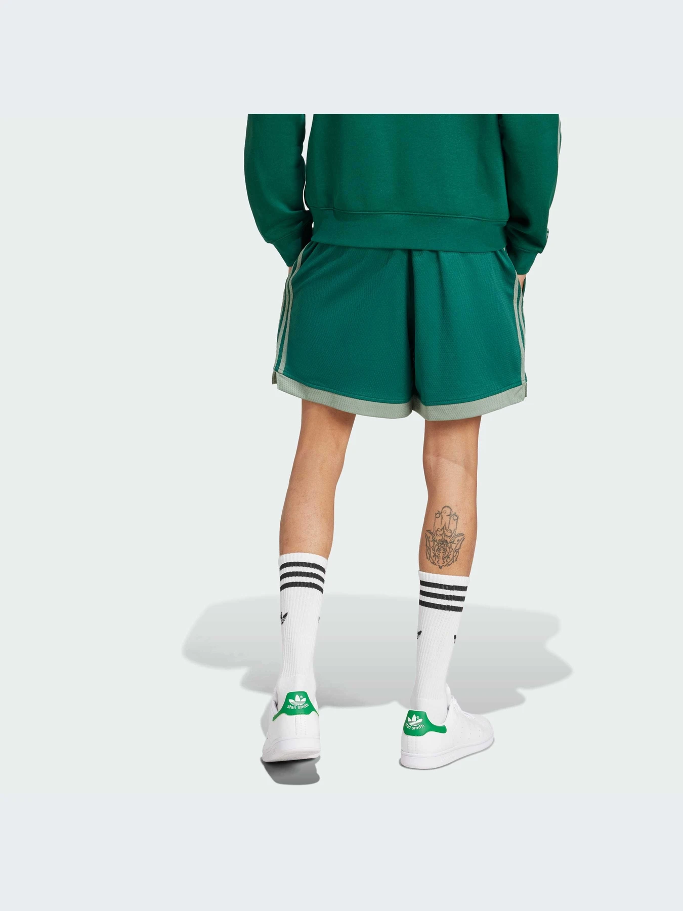 Шорты Adidas Adicolor модель JP1101-KZ Шорты Adidas Adicolor модель JP1101-KZ Фото