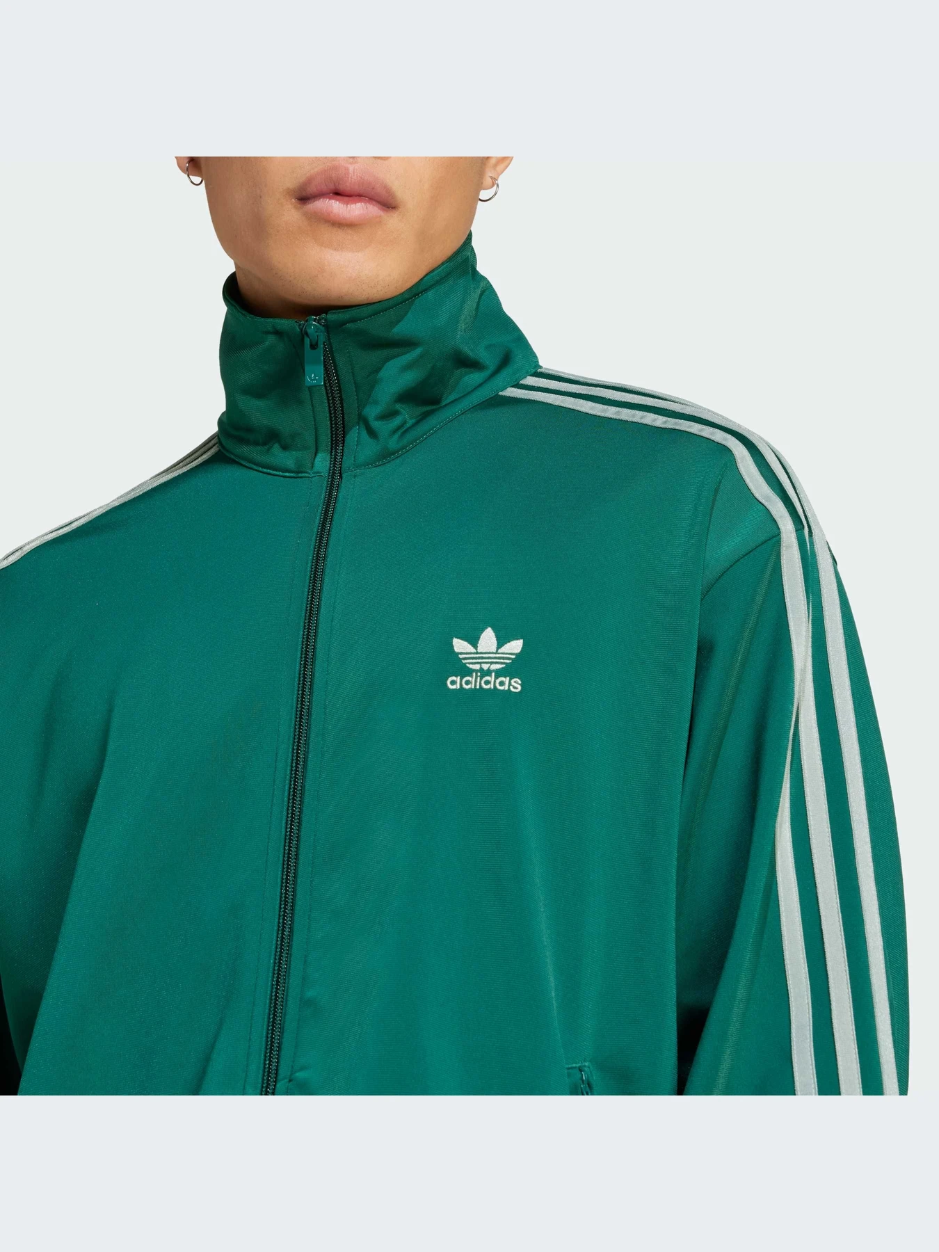 Худи и свитшоты Adidas Adicolor модель JP2543-KZ Худи и свитшоты Adidas Adicolor модель JP2543-KZ Фото
