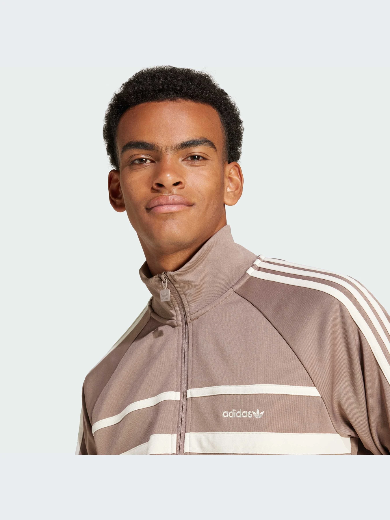 Худи и свитшоты Adidas Adicolor модель JP1043-KZ Худи и свитшоты Adidas Adicolor модель JP1043-KZ Фото