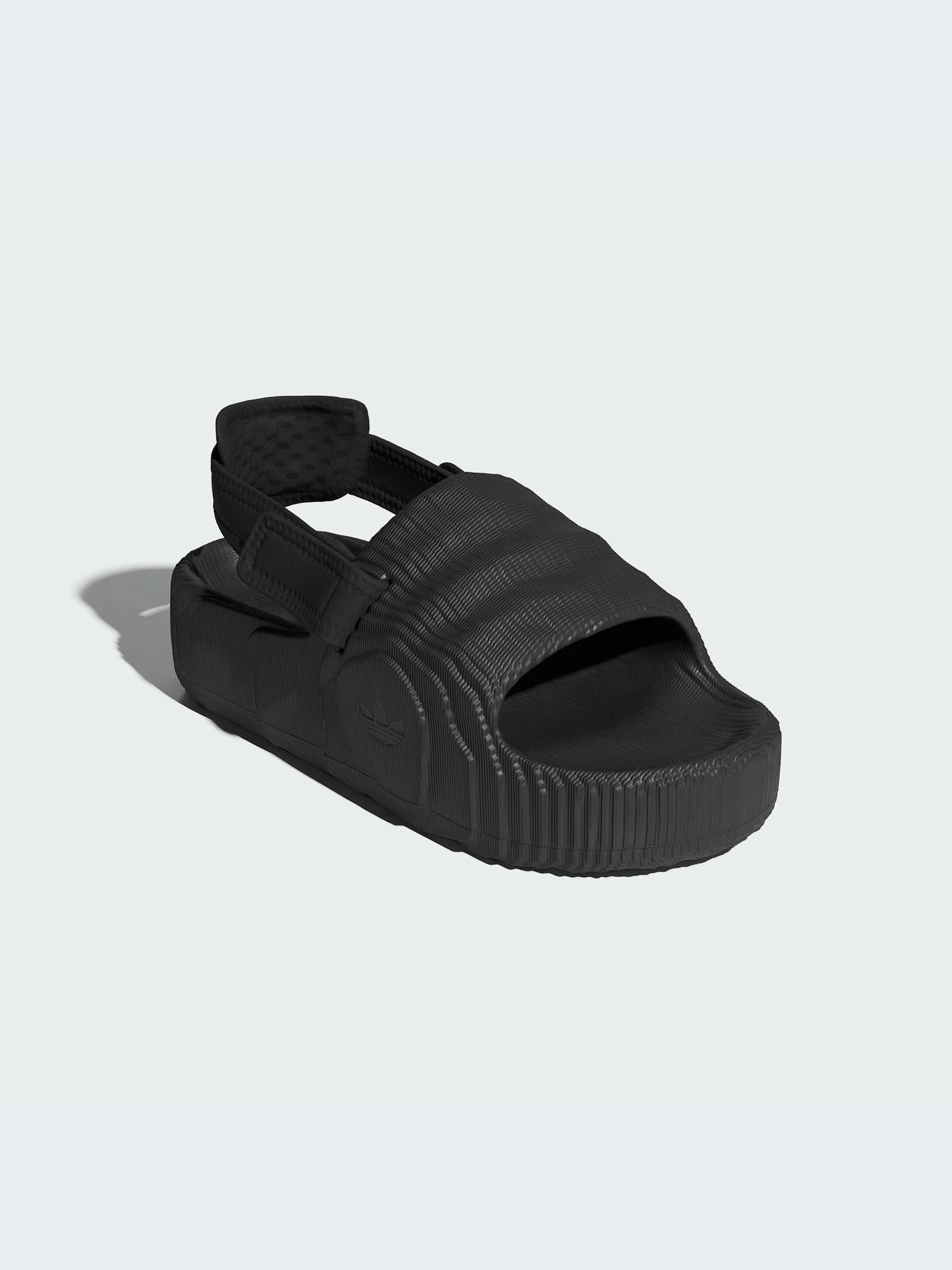 Сандалии Adidas Adilette модель IE5649-KZ Сандалии Adidas Adilette модель IE5649-KZ Фото