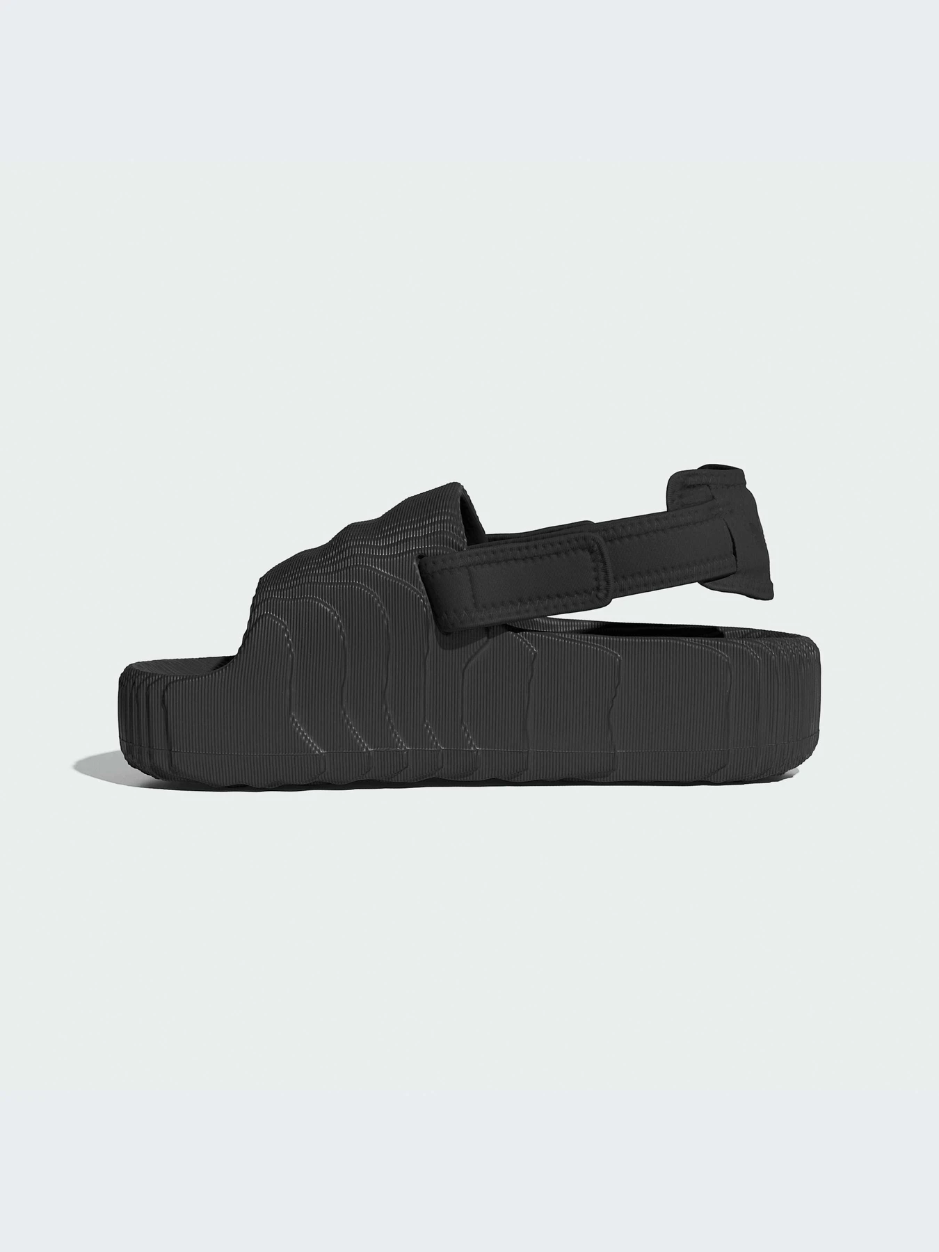 Сандалии Adidas Adilette модель IE5649-KZ Сандалии Adidas Adilette модель IE5649-KZ Фото