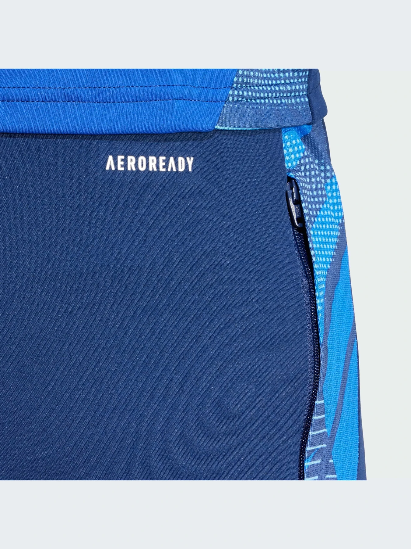 Брюки Adidas Tiro модель IP1872-KZ Брюки Adidas Tiro модель IP1872-KZ Фото