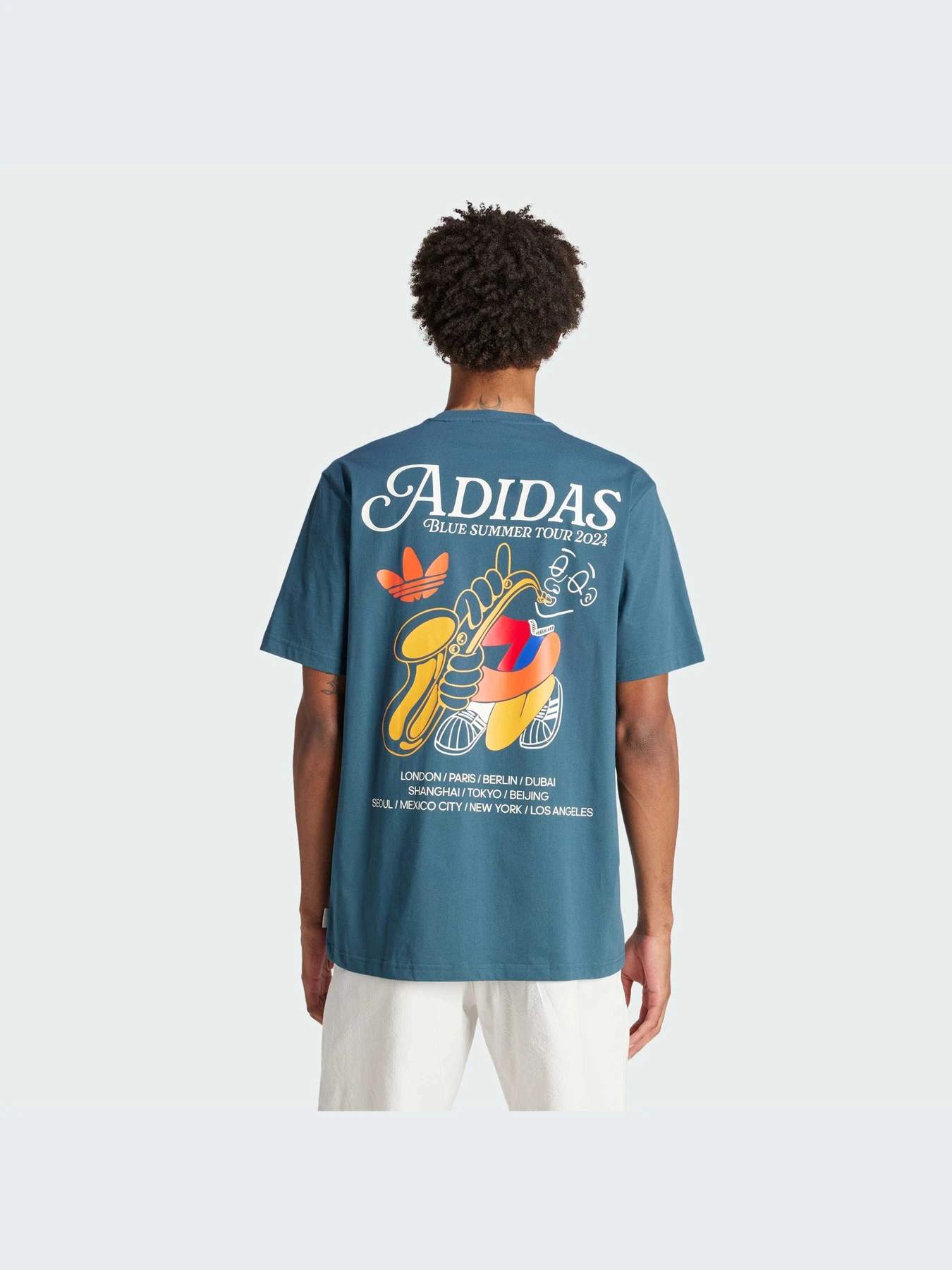 Футболки и поло Adidas Graphics модель IS0225-KZ Футболки и поло Adidas Graphics модель IS0225-KZ Фото