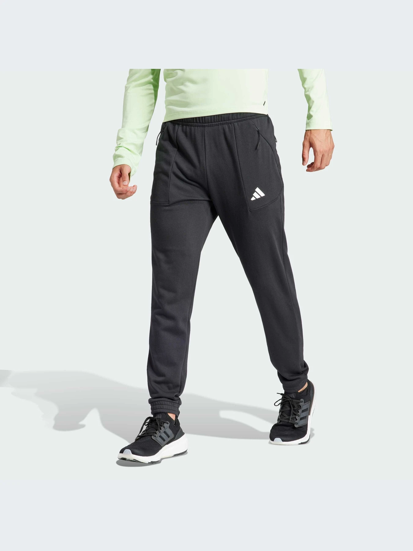 Брюки Adidas модель IT4310-KZ Брюки Adidas модель IT4310-KZ Фото