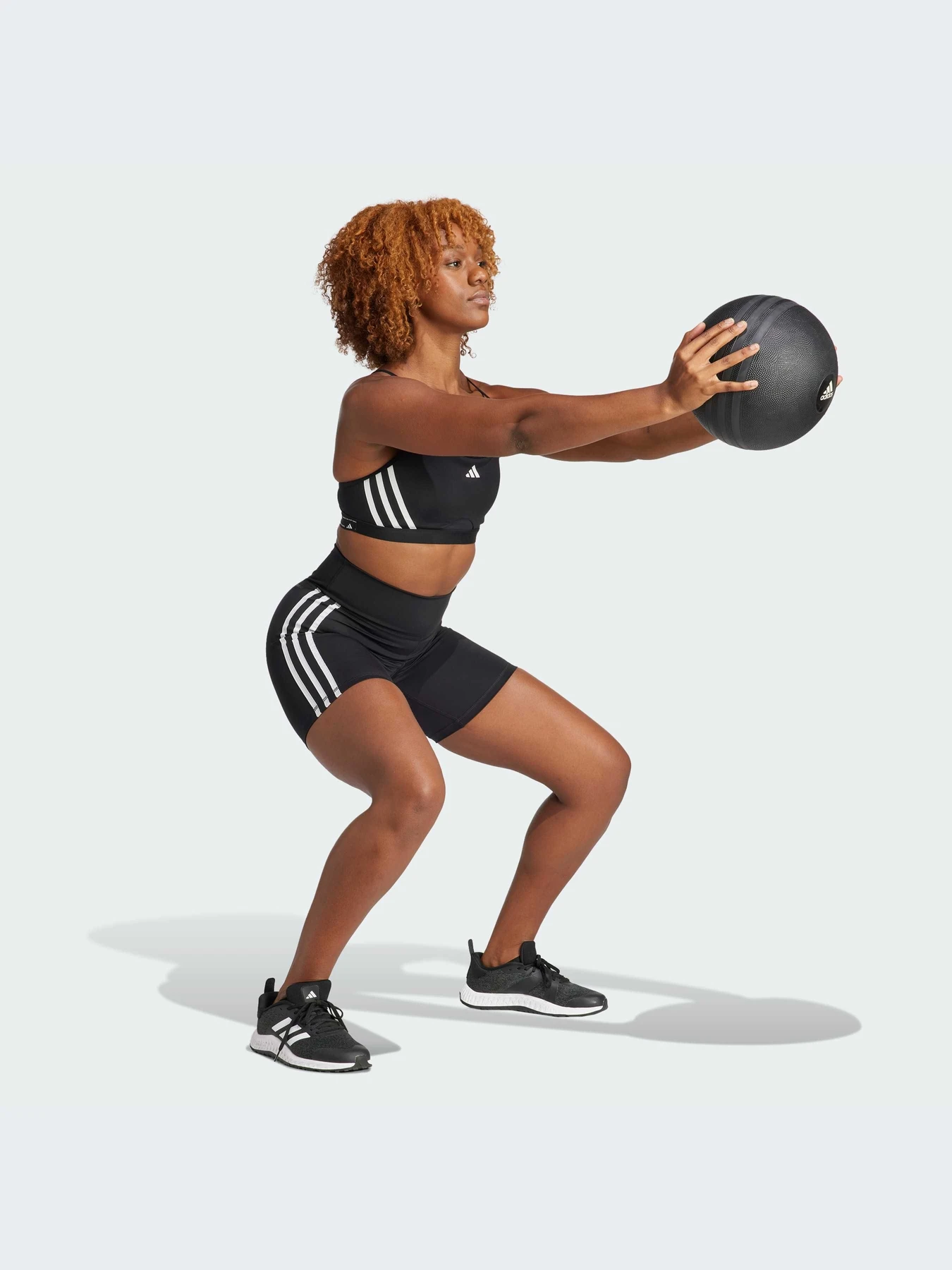 Футболки и поло Adidas модель IQ3354-KZ Футболки и поло Adidas модель IQ3354-KZ Фото