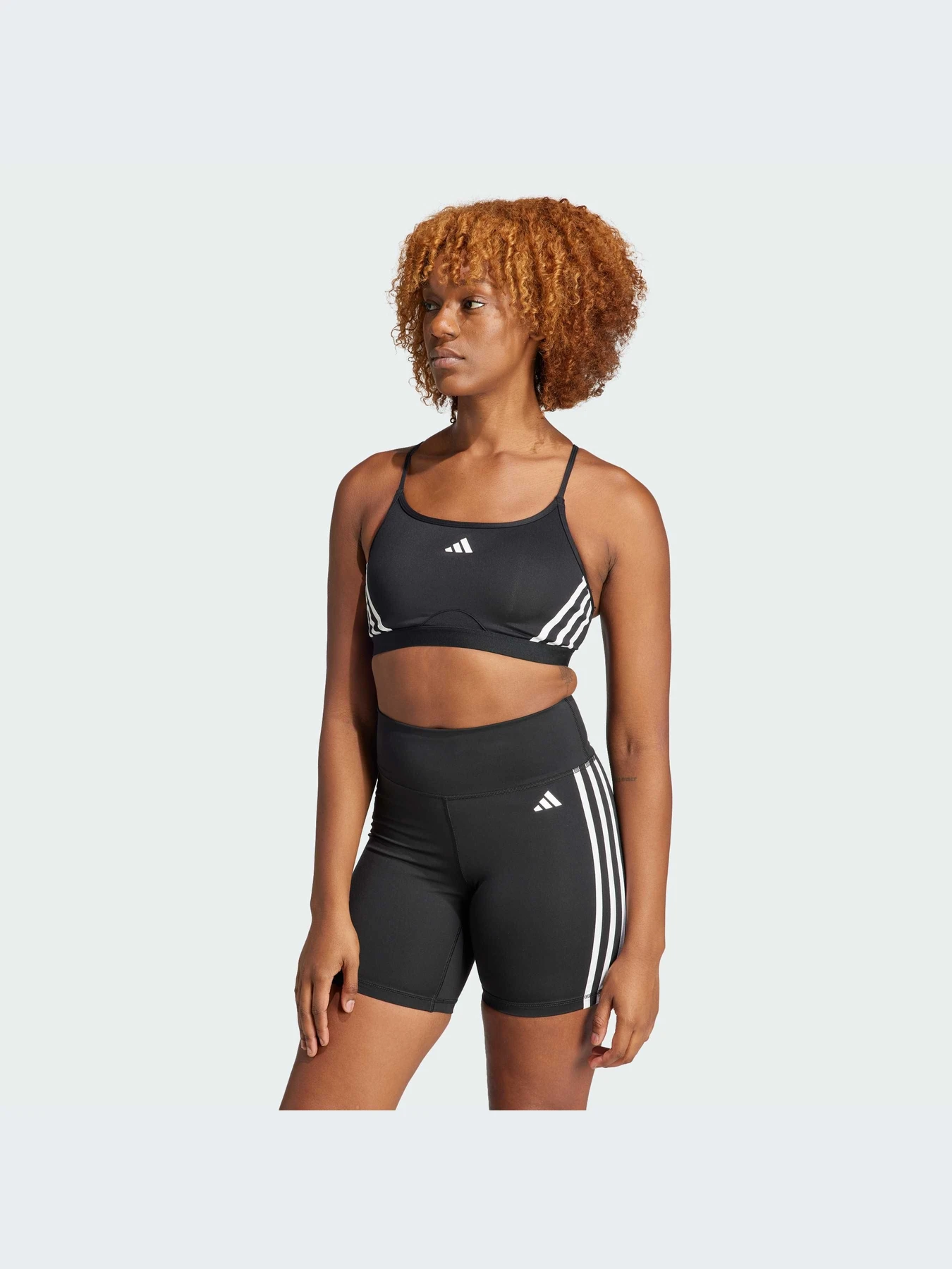 Футболки и поло Adidas модель IQ3354-KZ Футболки и поло Adidas модель IQ3354-KZ Фото