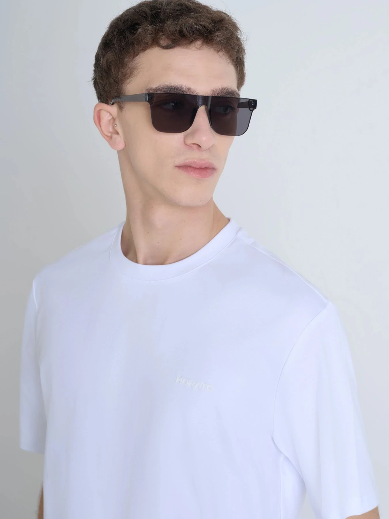 Футболки и поло Antony Morato модель MMKS02489-FA100245-1000 Фото