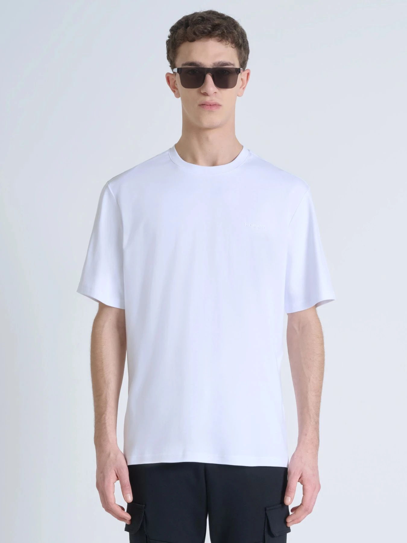 Футболки и поло Antony Morato модель MMKS02489-FA100245-1000 Фото