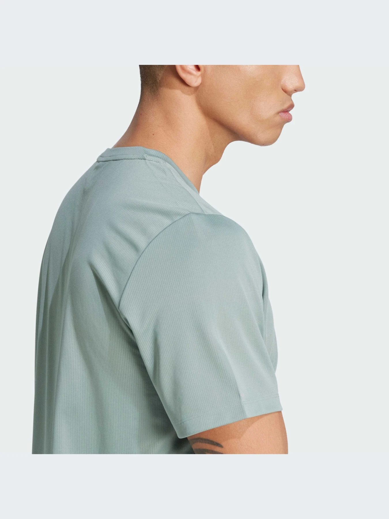 Футболки и поло Adidas модель JD2334-KZ Футболки и поло Adidas модель JD2334-KZ Фото