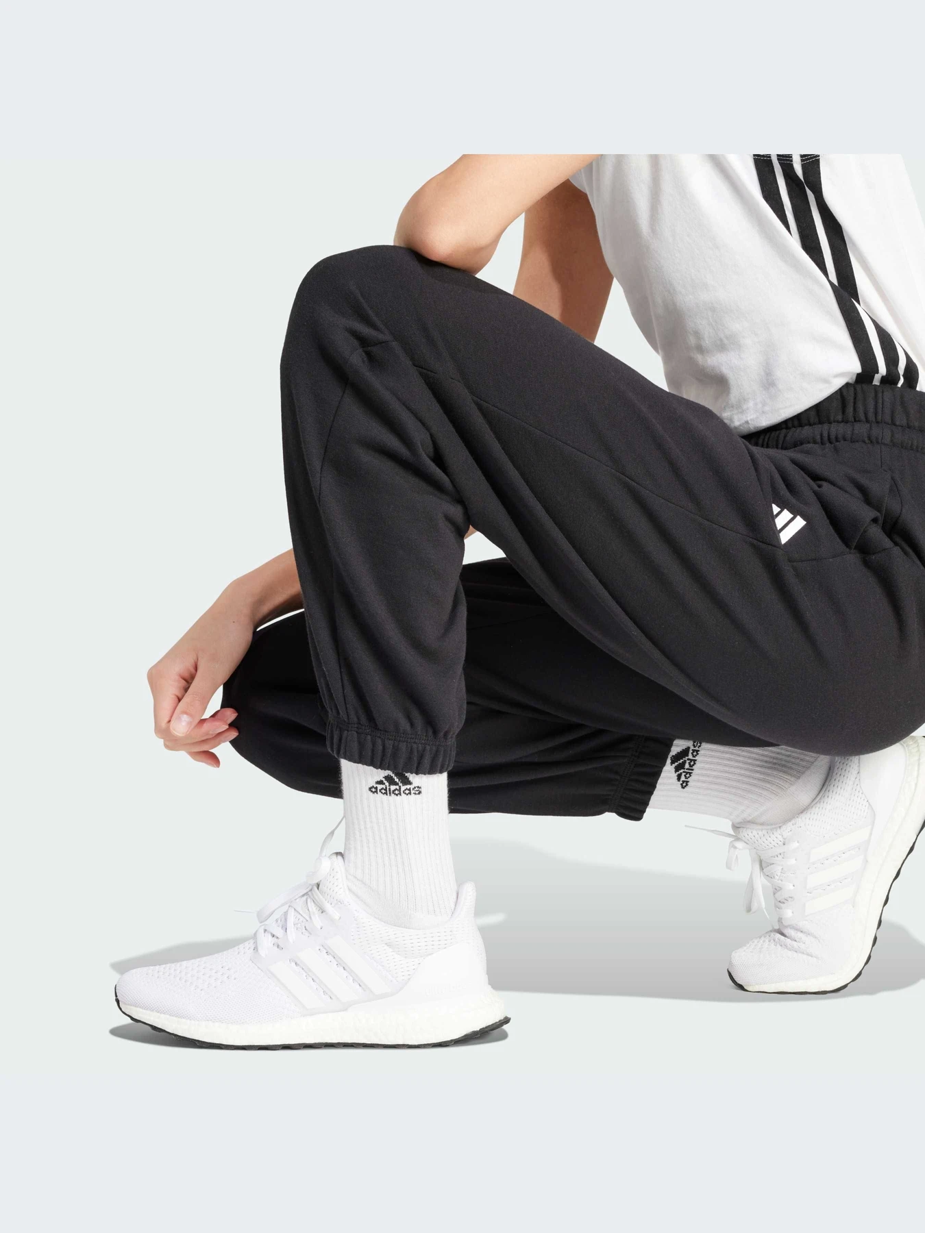 Брюки Adidas модель JD7999-KZ Брюки Adidas модель JD7999-KZ Фото