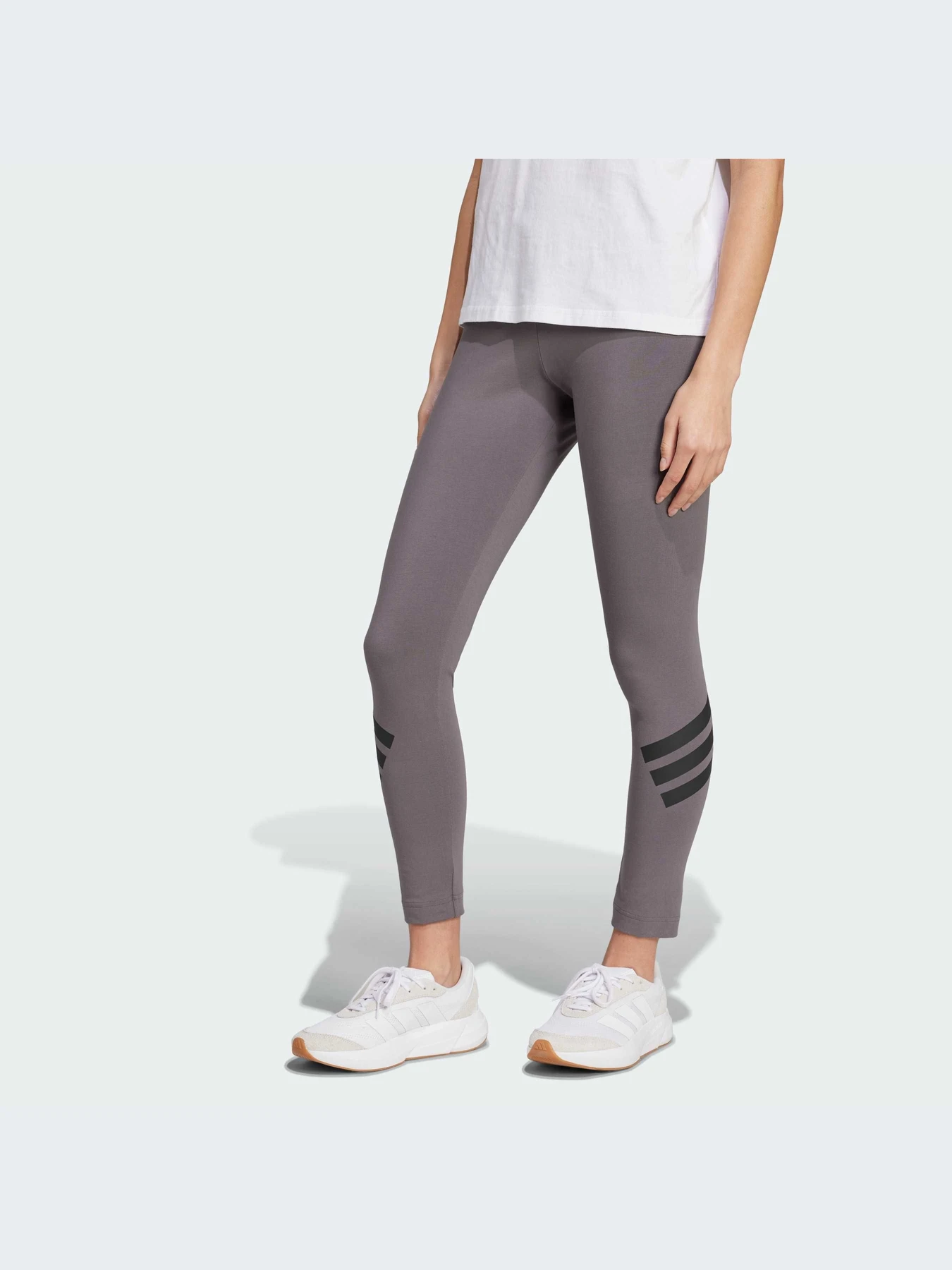 Брюки Adidas модель JE0226-KZ Брюки Adidas модель JE0226-KZ Фото