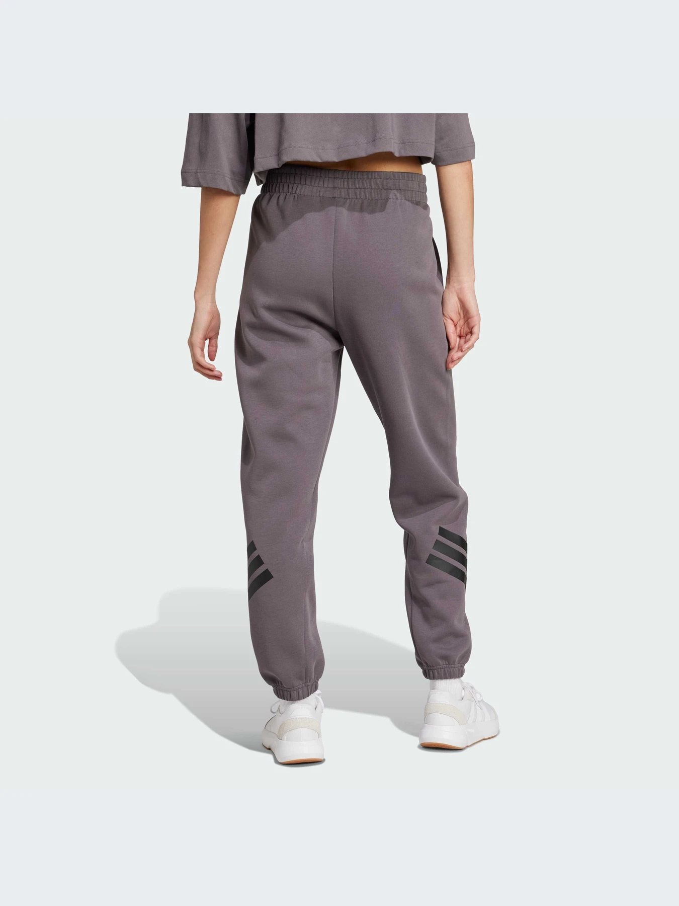 Брюки Adidas модель JE0163-KZ Брюки Adidas модель JE0163-KZ Фото