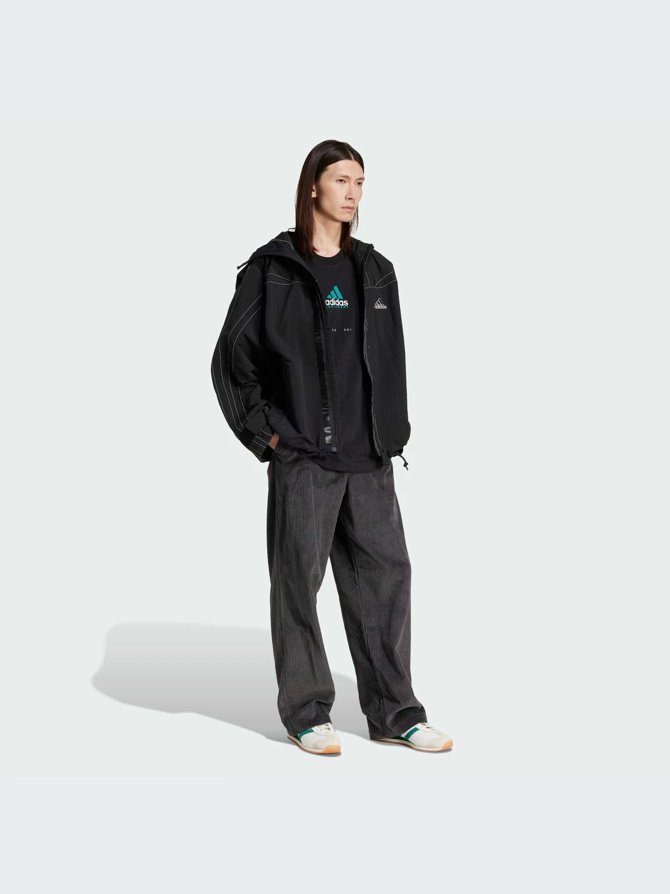 Футболки и поло Adidas Graphics модель JN4848-KZ Футболки и поло Adidas Graphics модель JN4848-KZ Фото