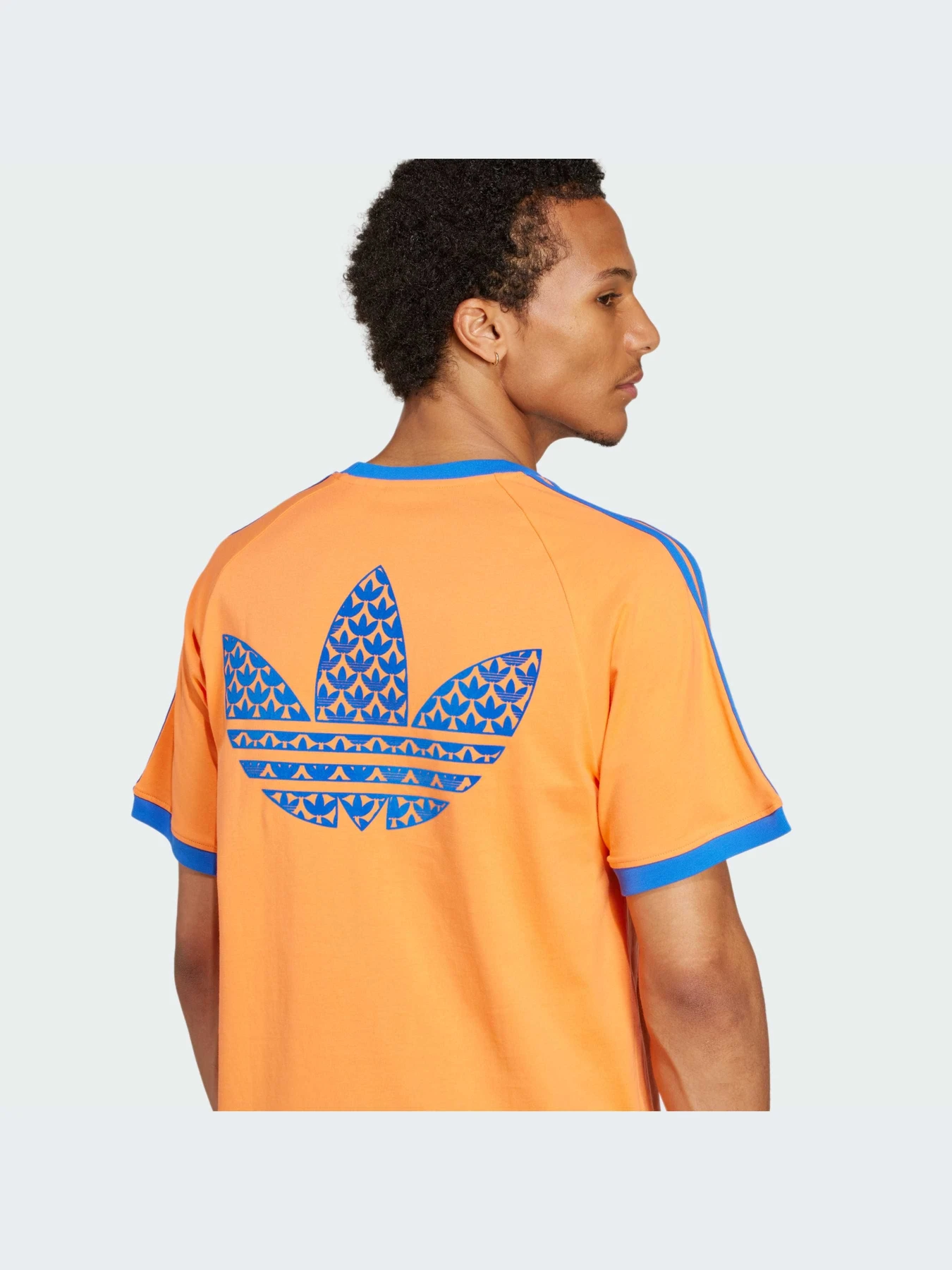 Футболки и поло Adidas Graphics модель JP4431-KZ Футболки и поло Adidas Graphics модель JP4431-KZ Фото