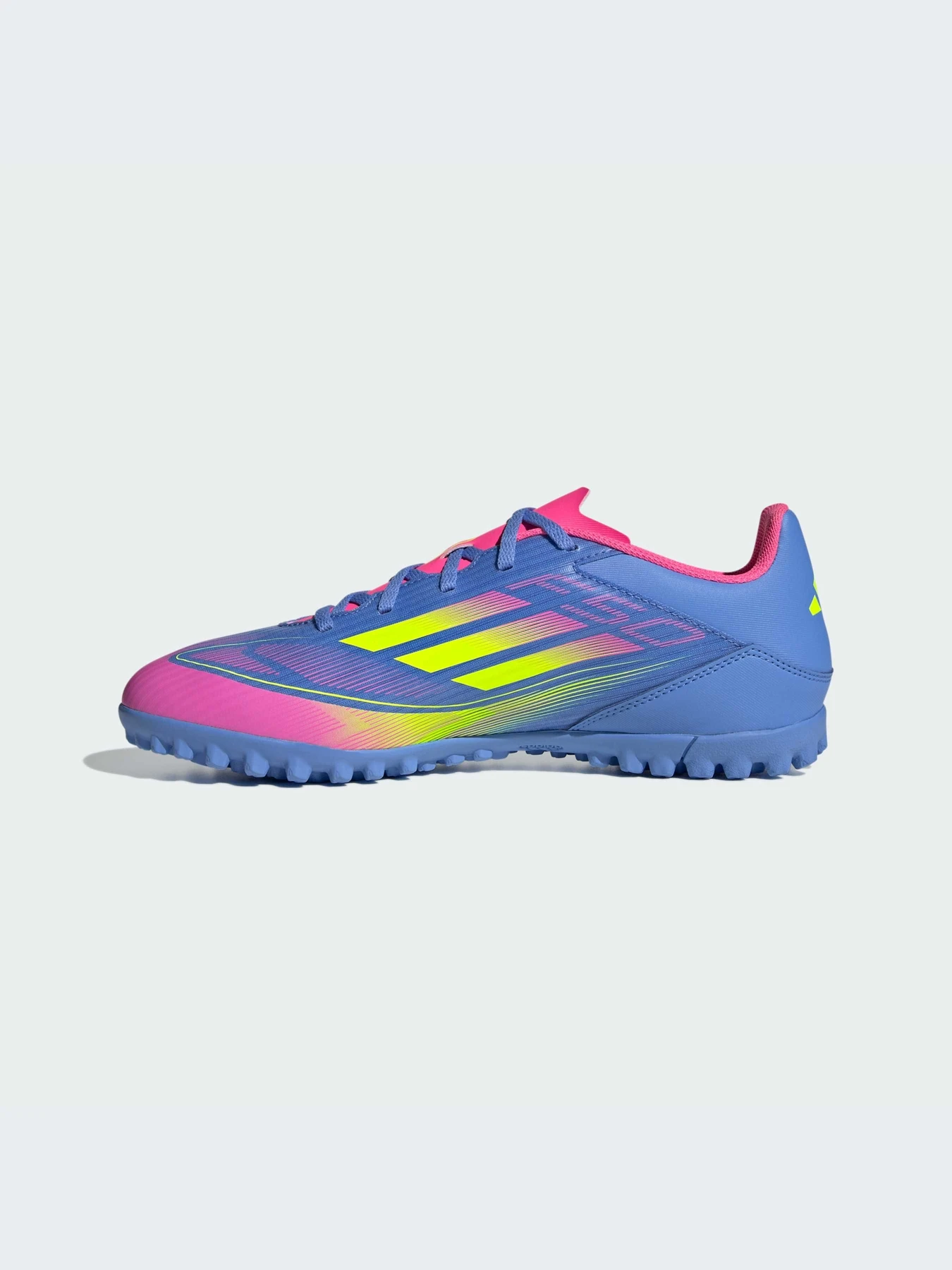 Кроссовки Adidas модель IE1223-KZ Кроссовки Adidas модель IE1223-KZ Фото