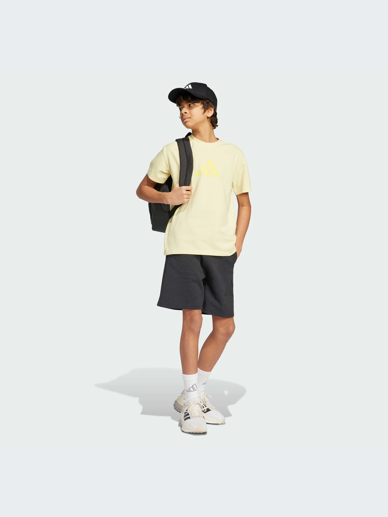 Футболки и поло Adidas модель JC7541-KZ Футболки и поло Adidas модель JC7541-KZ Фото