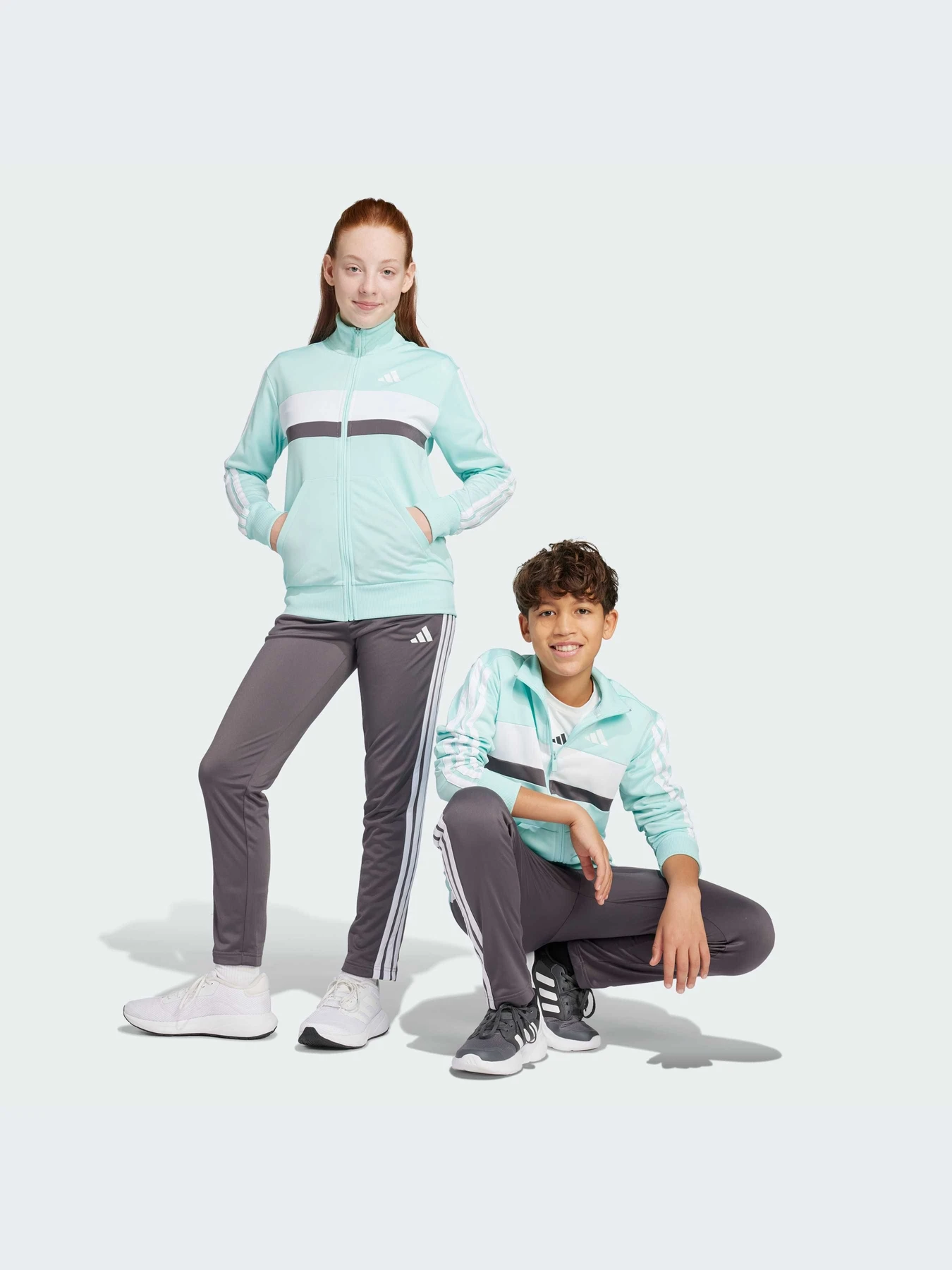 Костюмы Adidas модель JC9302-KZ Костюмы Adidas модель JC9302-KZ Фото