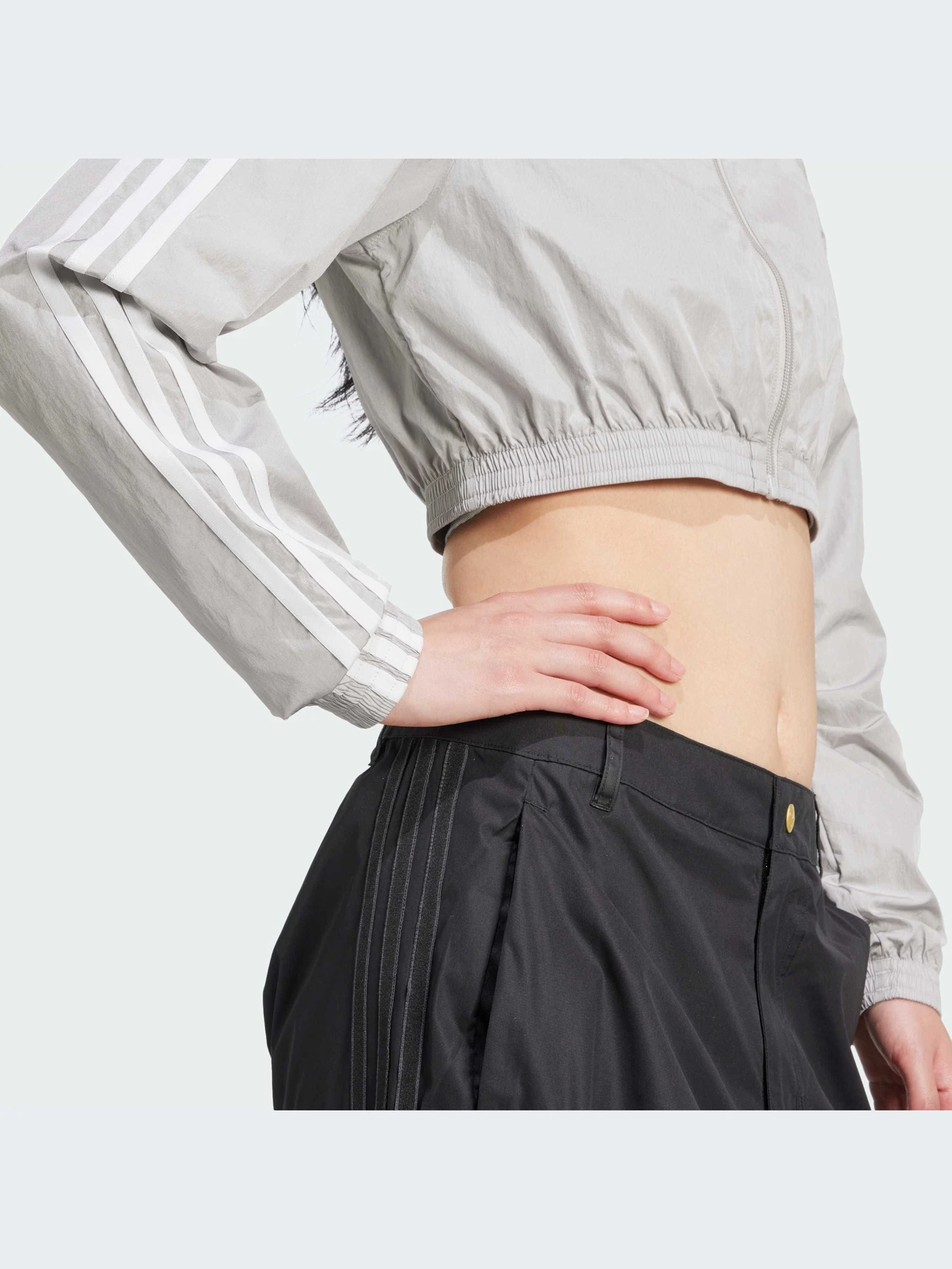 Худи и свитшоты Adidas Adicolor модель JD0266-KZ Худи и свитшоты Adidas Adicolor модель JD0266-KZ Фото