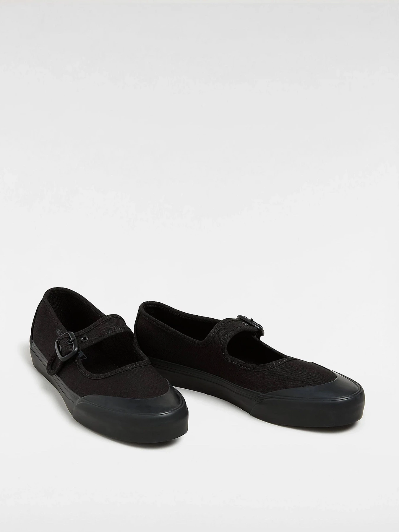 Туфли и лоферы Vans модель VN000CRRBJ41 Туфли и лоферы Vans модель VN000CRRBJ41 Фото