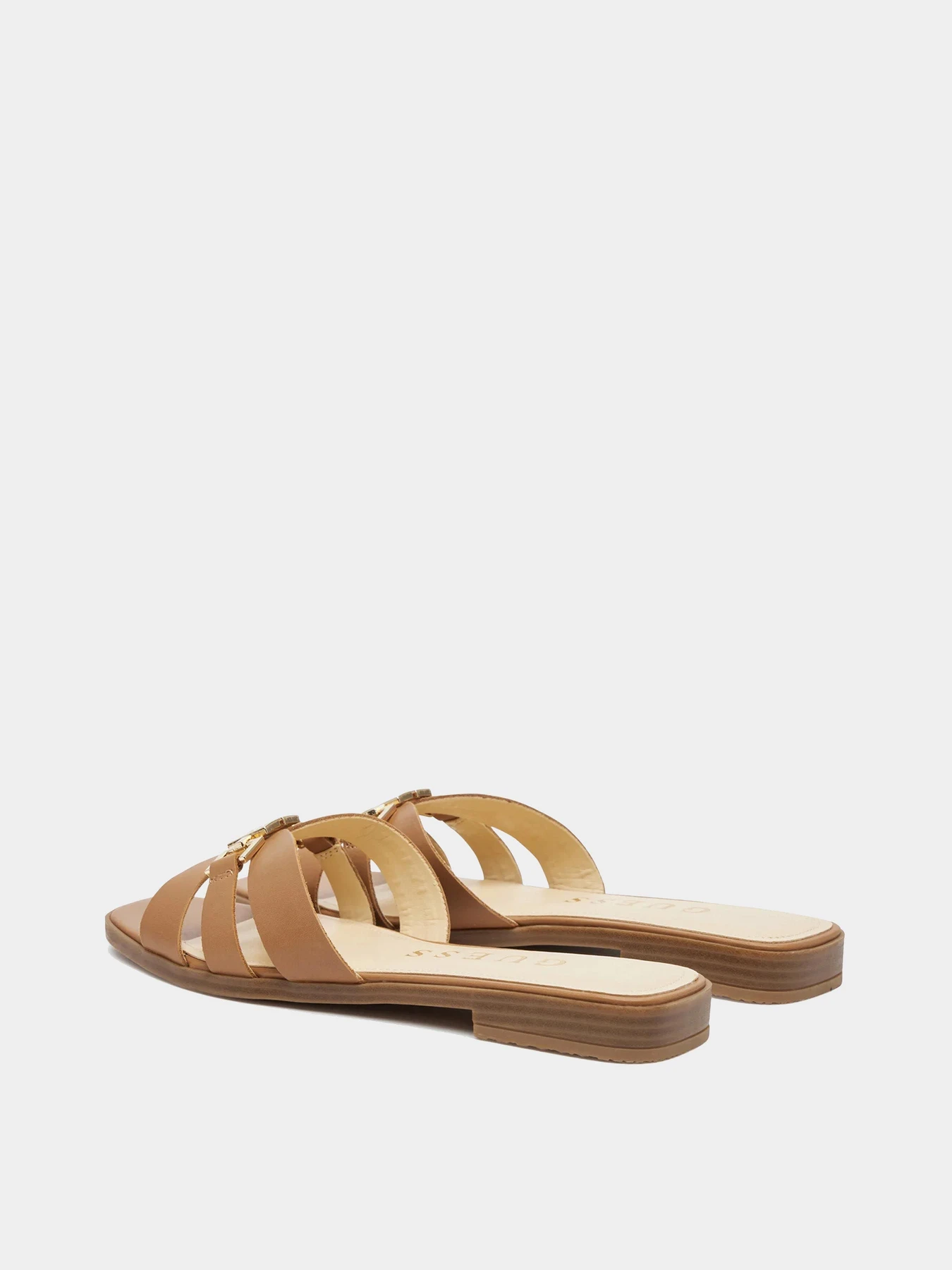 Шлёпанцы GUESS модель FLJRLL-LEA19-TAN Шлёпанцы GUESS модель FLJRLL-LEA19-TAN Фото