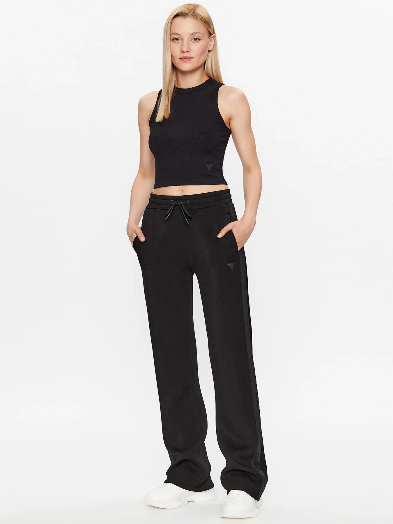 Футболки и поло GUESS модель V3GP19-K8RT2-JBLK Фото