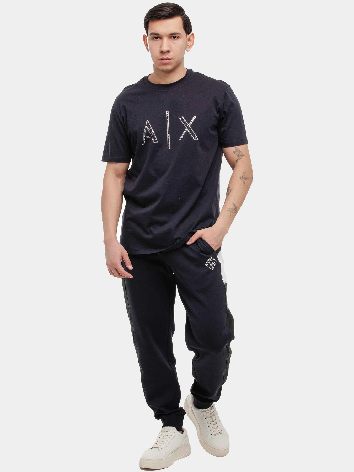 Футболки и поло Armani Exchange модель XM000325-AF10364-UB101 Футболки и поло Armani Exchange модель XM000325-AF10364-UB101 Фото