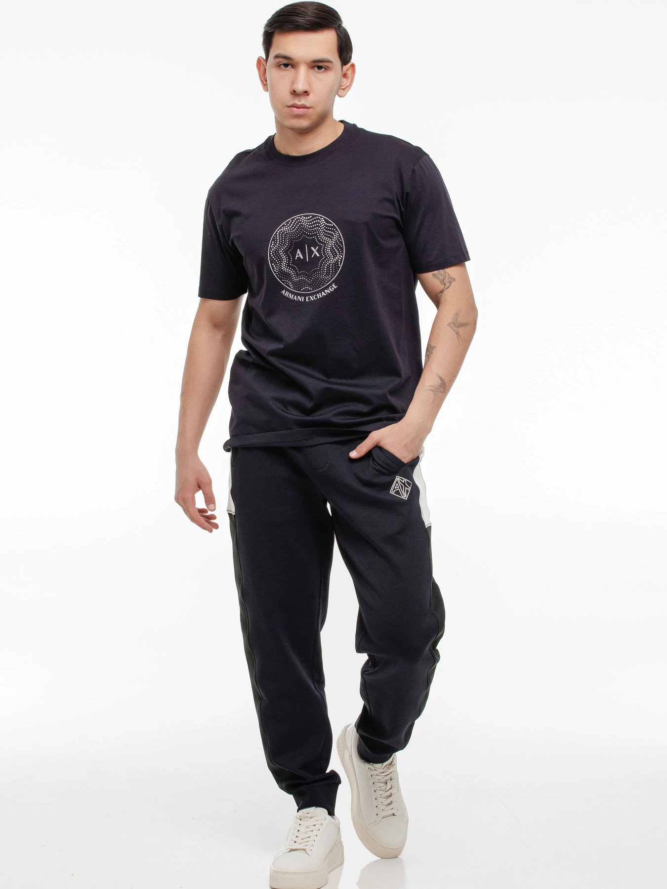 Футболки и поло Armani Exchange модель XM000328-AF10364-UB101 Футболки и поло Armani Exchange модель XM000328-AF10364-UB101 Фото