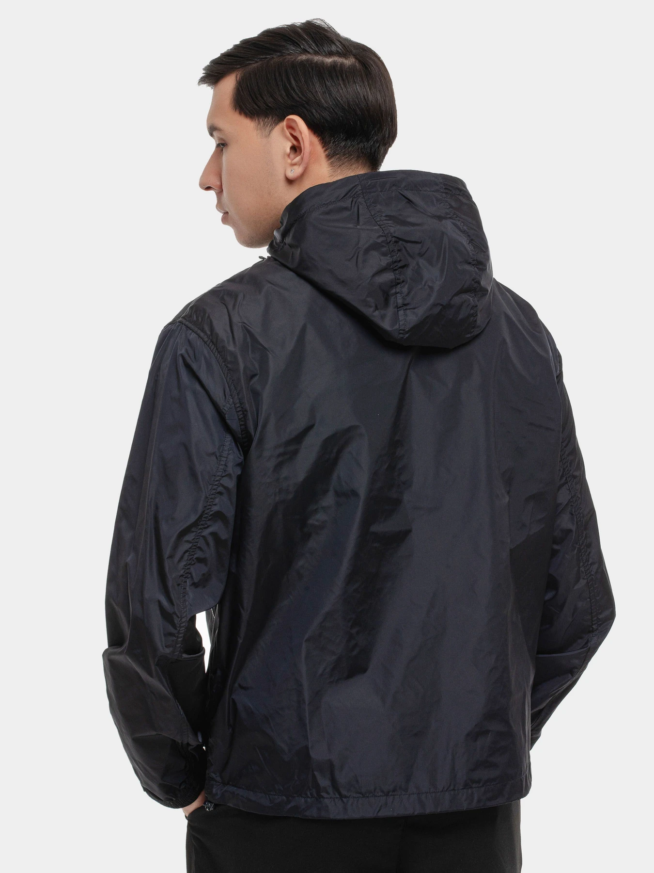 Куртки и дубленки Armani Exchange модель XM000342-AF12285-UB101 Куртки и дубленки Armani Exchange модель XM000342-AF12285-UB101 Фото
