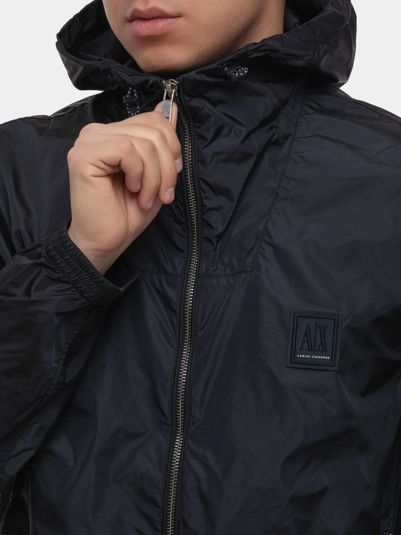 Куртки и дубленки Armani Exchange модель XM000342-AF12285-UB101 Куртки и дубленки Armani Exchange модель XM000342-AF12285-UB101 Фото