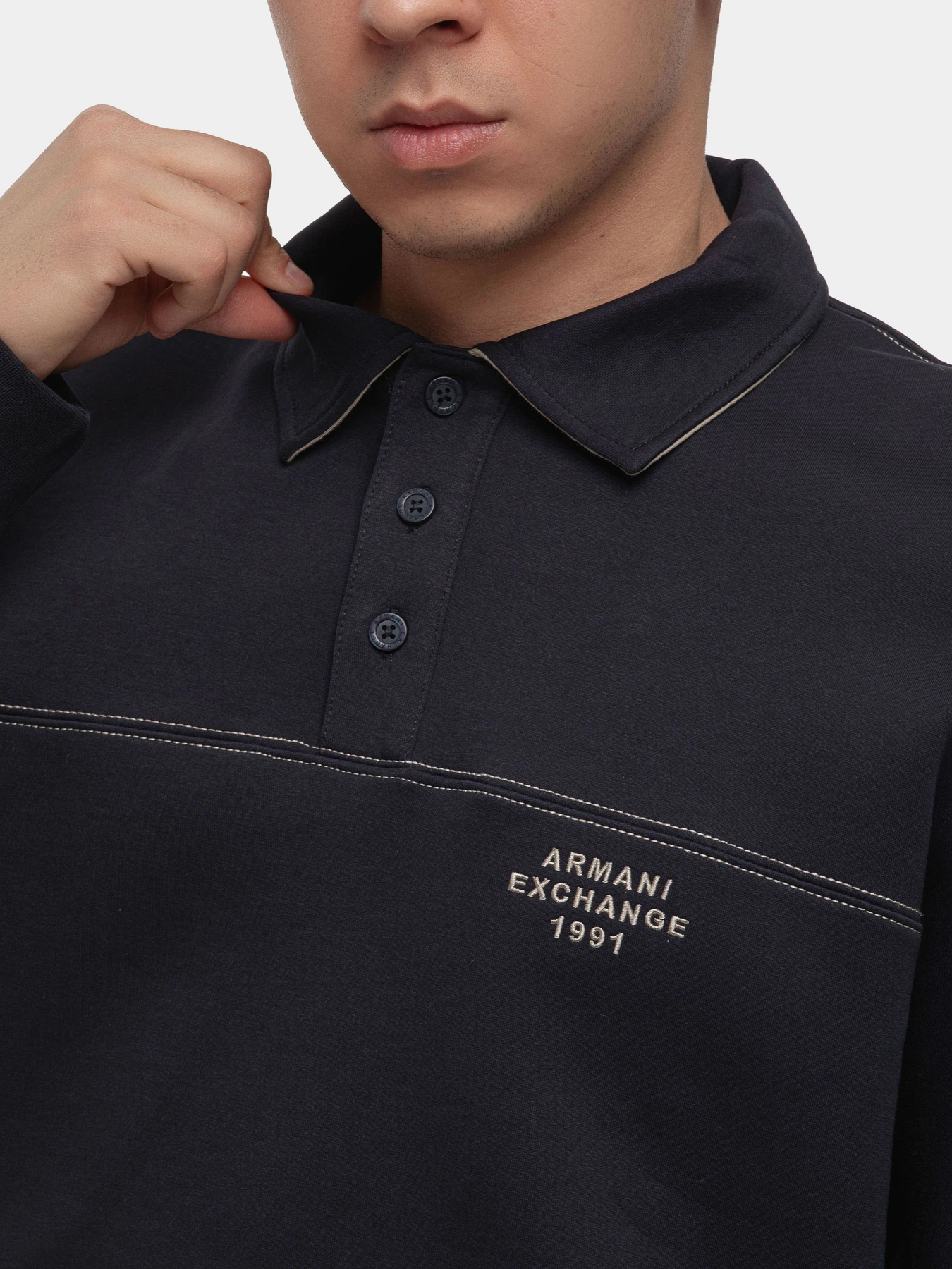Худи и свитшоты Armani Exchange модель XM000459-AF10818-UB101 Худи и свитшоты Armani Exchange модель XM000459-AF10818-UB101 Фото