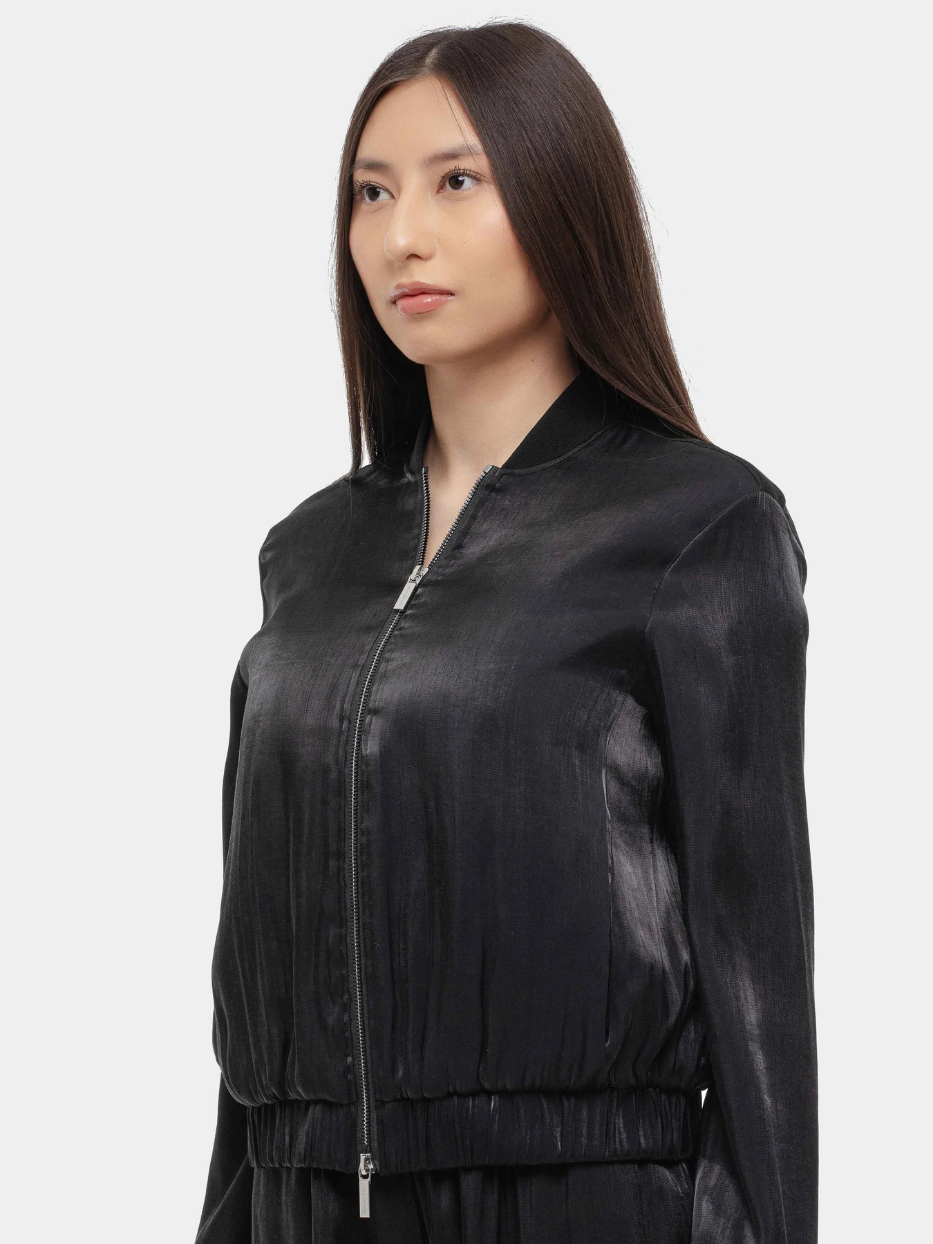 Куртки и дубленки Armani Exchange модель XW000138-AF10839-UC001 Куртки и дубленки Armani Exchange модель XW000138-AF10839-UC001 Фото