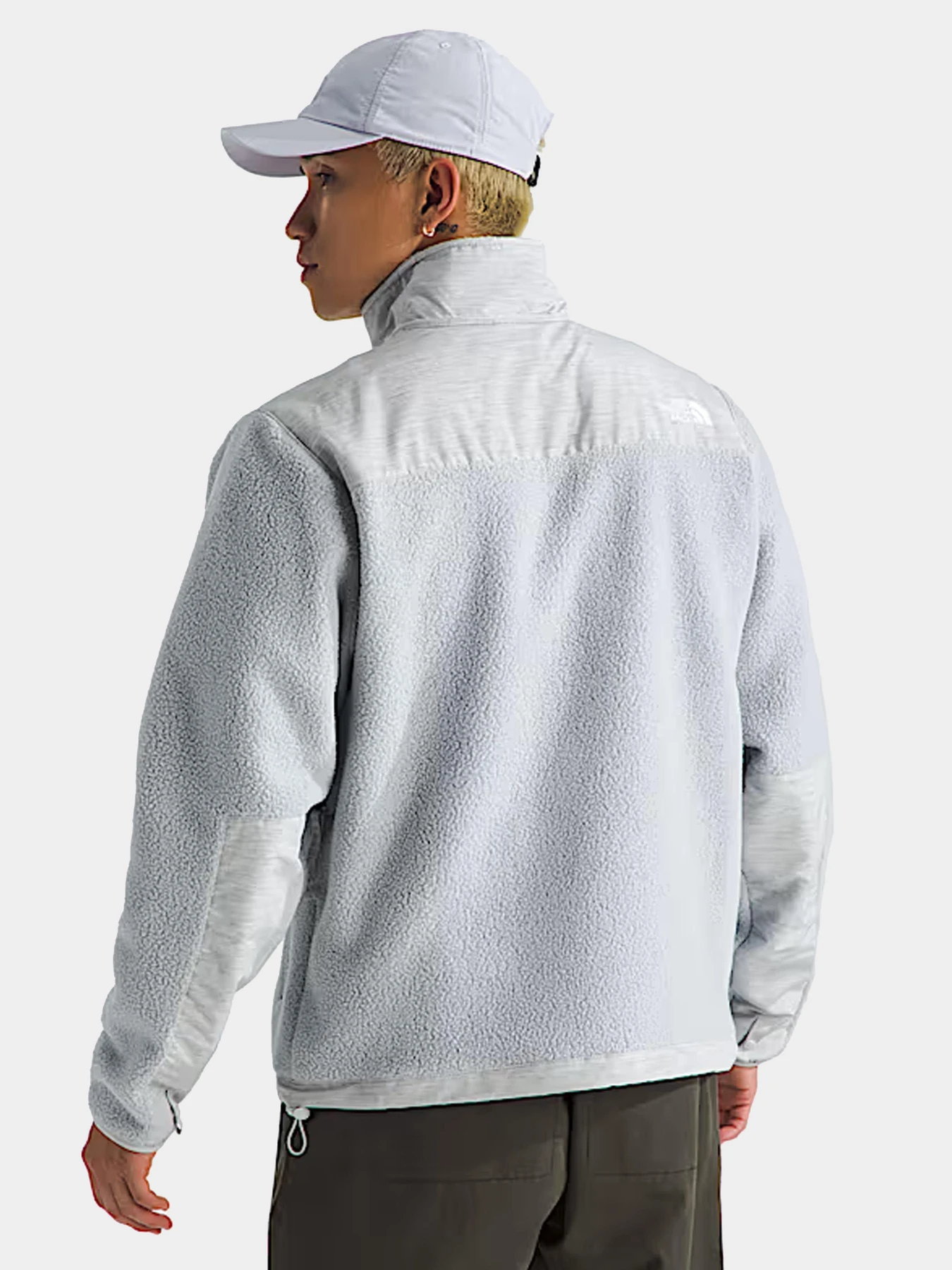 Куртки и дубленки The North Face модель NF0A8B5ELE71 Куртки и дубленки The North Face модель NF0A8B5ELE71 Фото