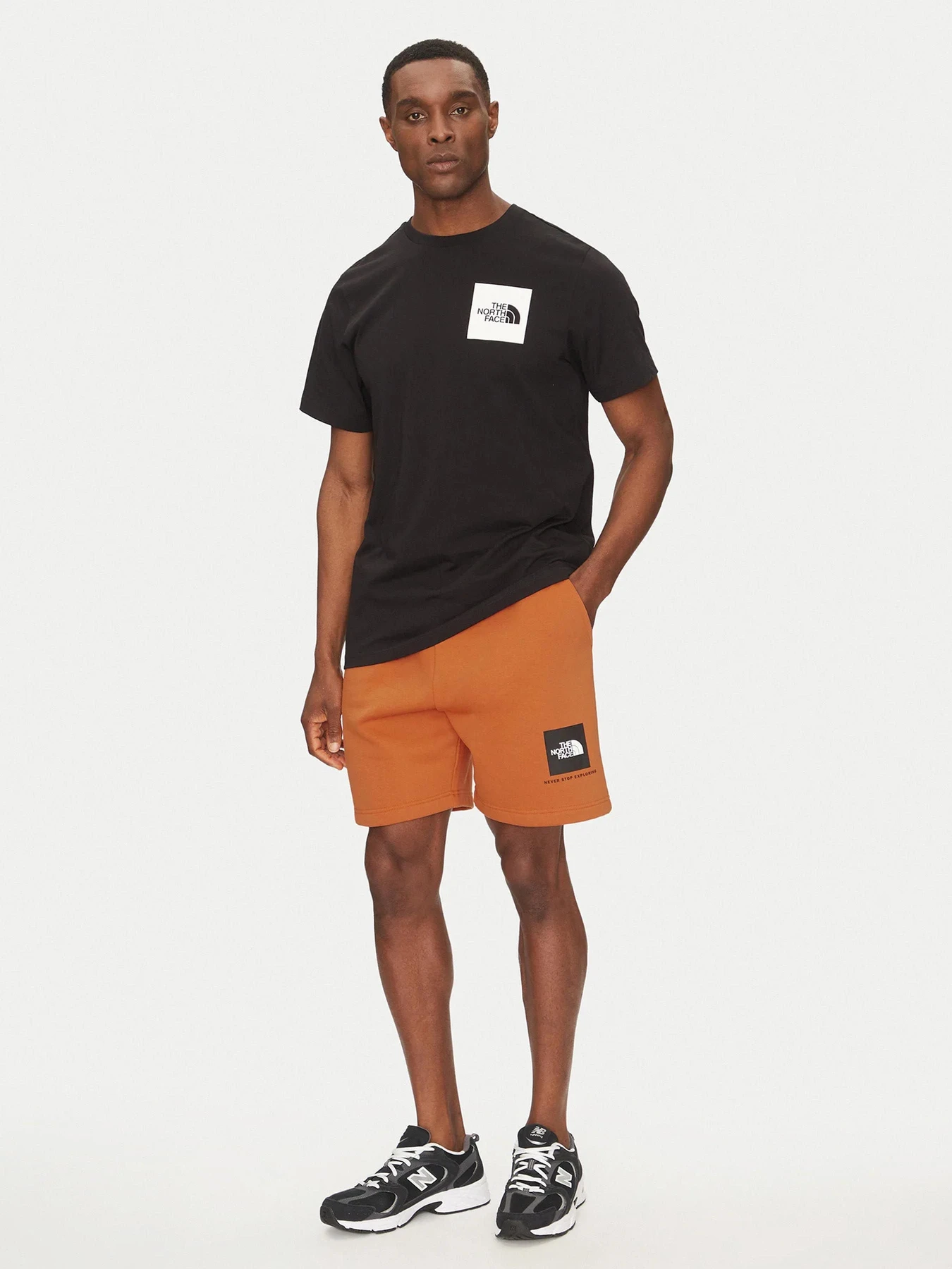 Шорты The North Face модель NF0A8C1J6D21 Шорты The North Face модель NF0A8C1J6D21 Фото