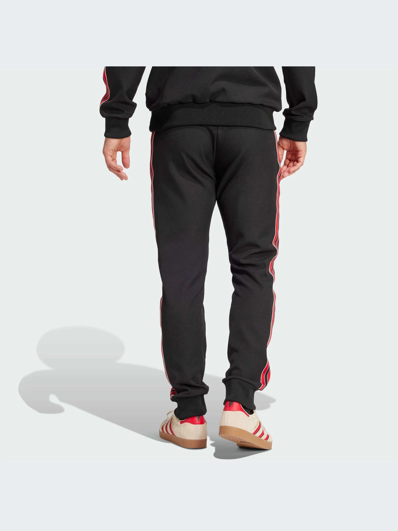 Брюки Adidas модель JF0359-KZ Брюки Adidas модель JF0359-KZ Фото