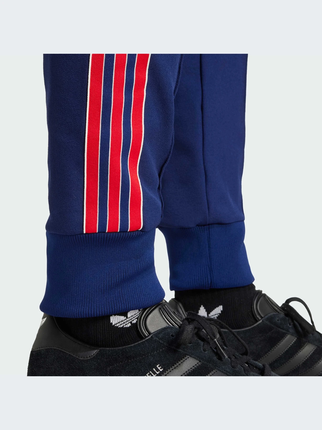 Брюки Adidas модель JF0545-KZ Брюки Adidas модель JF0545-KZ Фото