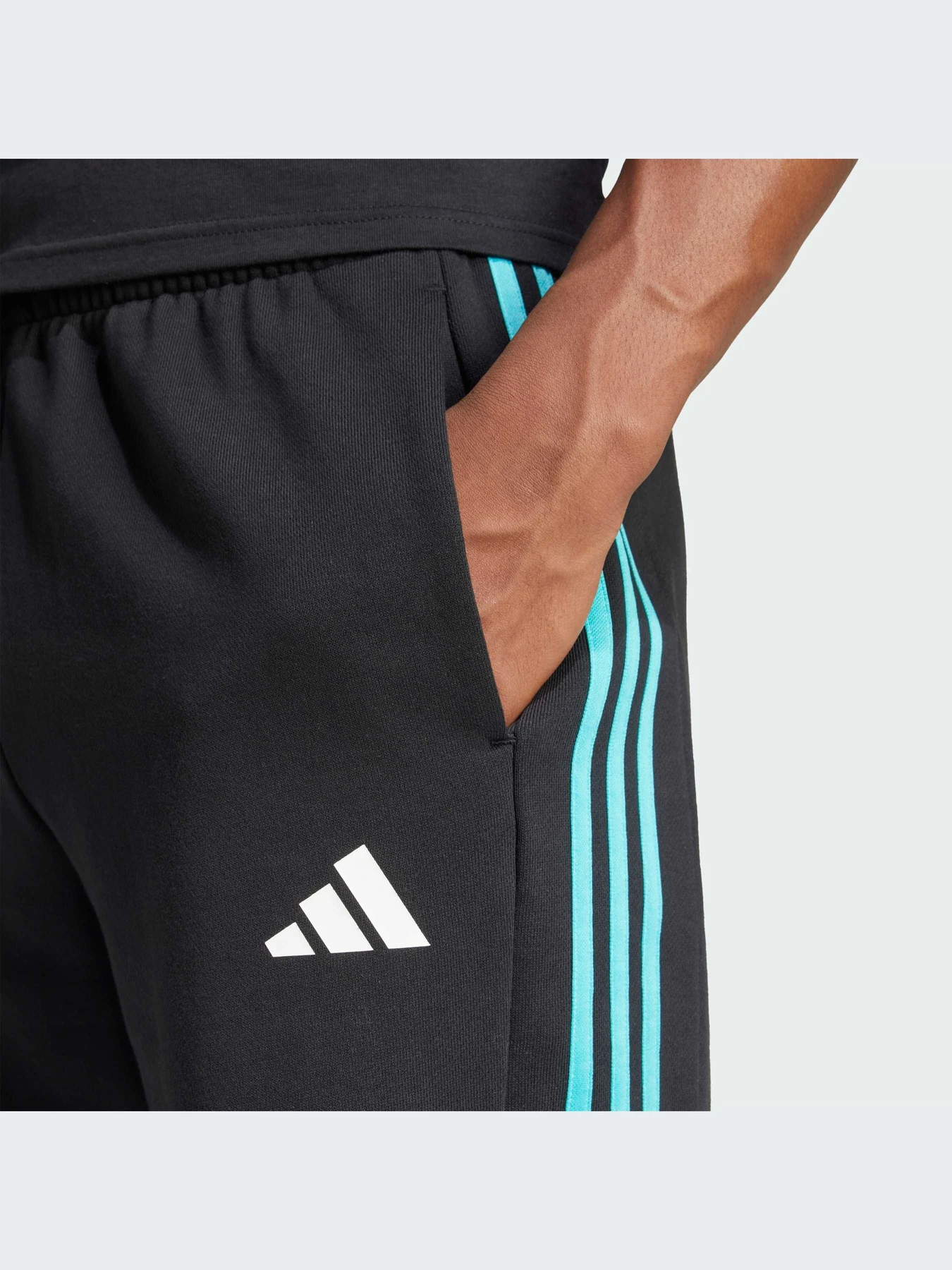 Шорты Adidas модель JV5429-KZ Шорты Adidas модель JV5429-KZ Фото