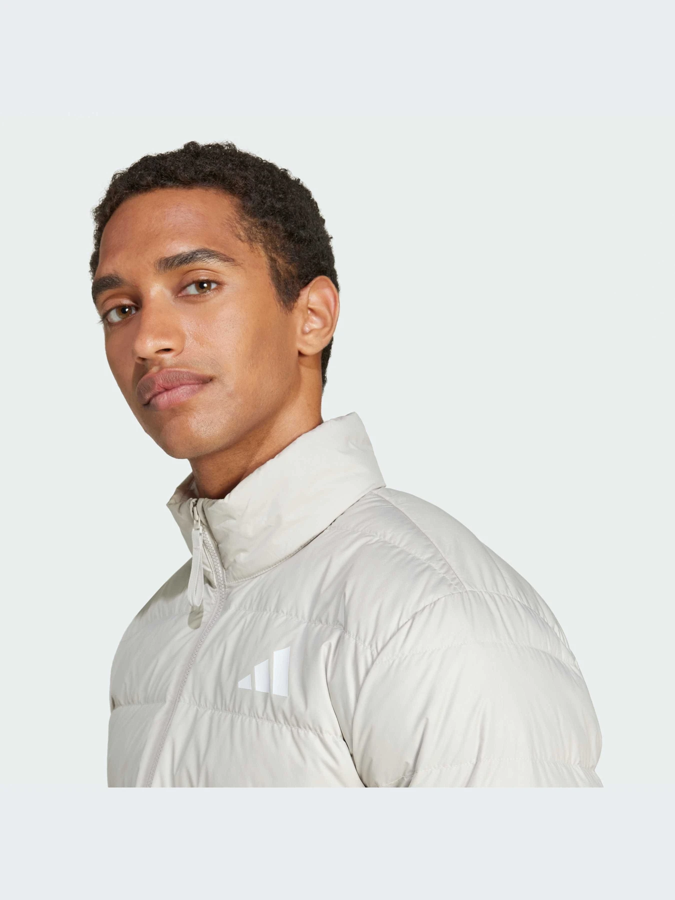 Куртки и дубленки Adidas модель JJ1204-KZ Куртки и дубленки Adidas модель JJ1204-KZ Фото