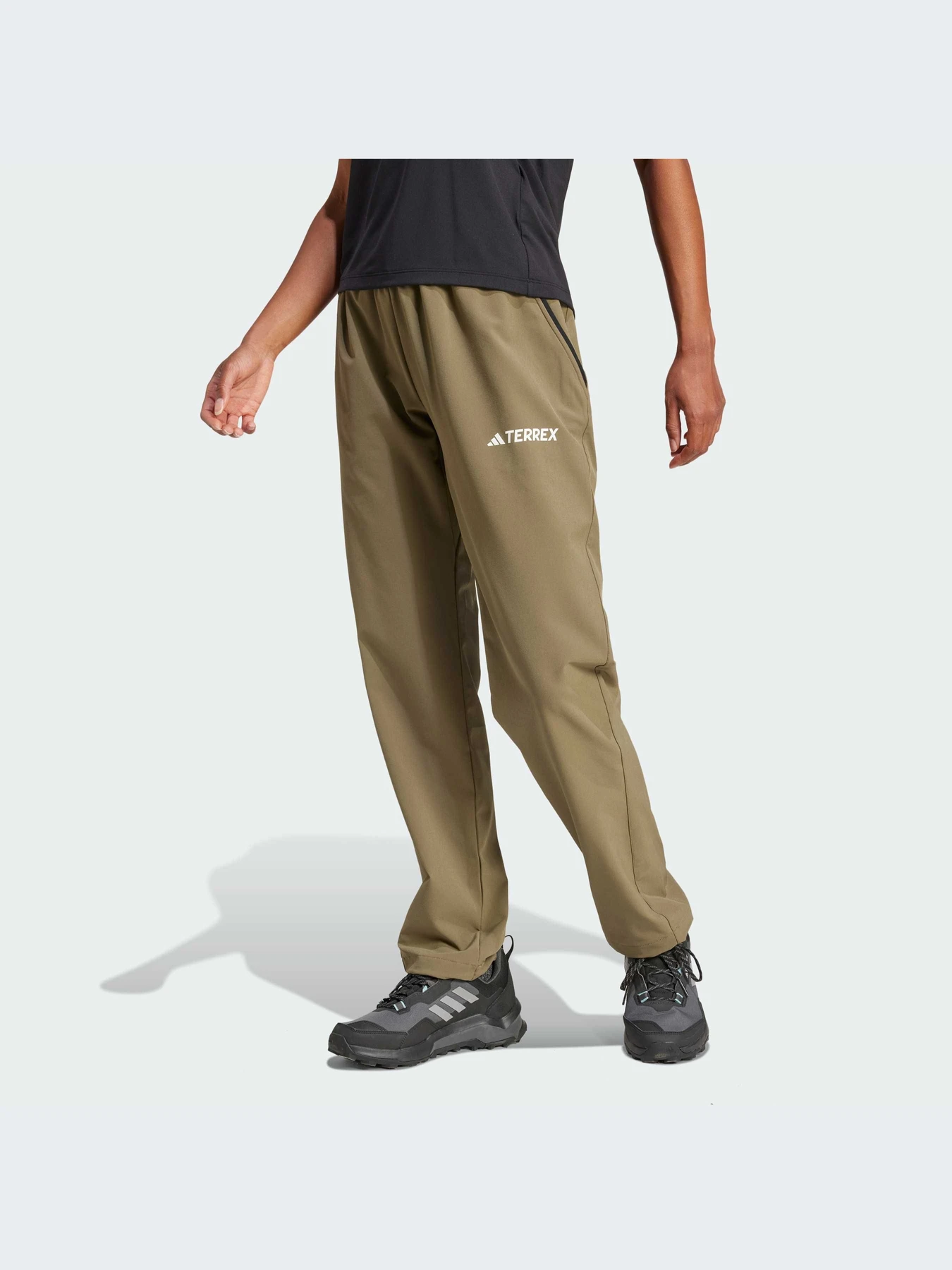 Брюки Adidas модель JF3694-KZ Брюки Adidas модель JF3694-KZ Фото