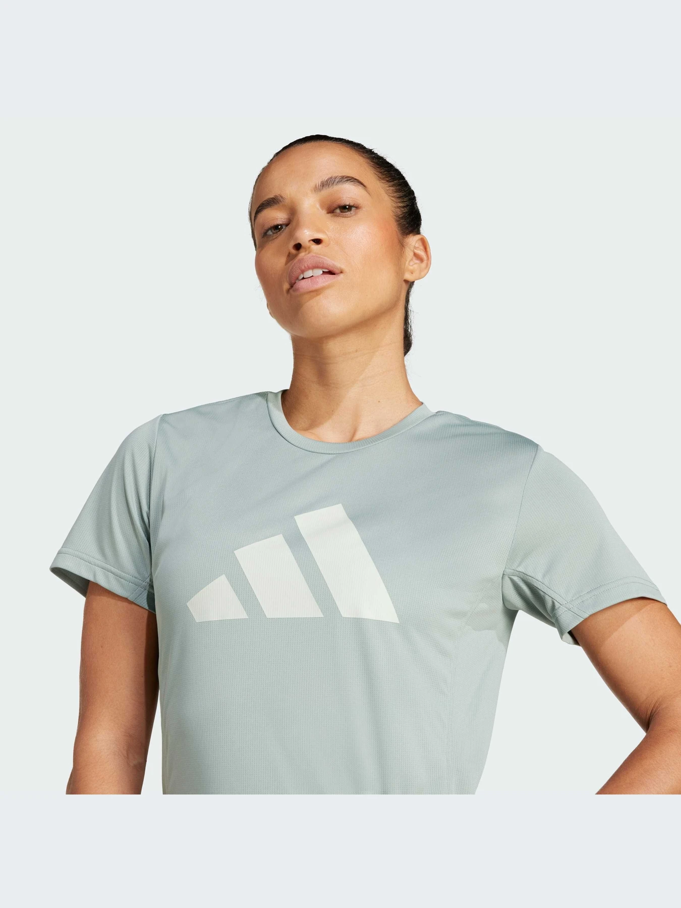 Футболки и поло Adidas модель JD2338-KZ Футболки и поло Adidas модель JD2338-KZ Фото