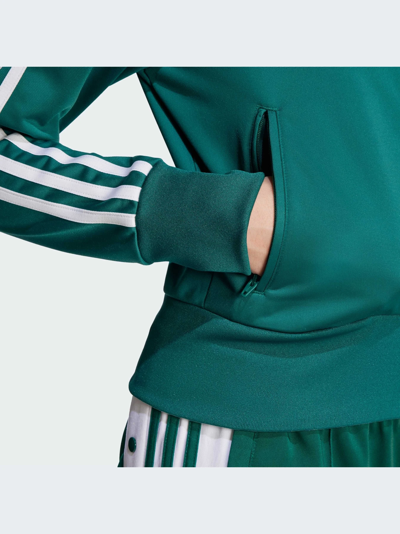 Худи и свитшоты Adidas модель JC8262-KZ Худи и свитшоты Adidas модель JC8262-KZ Фото