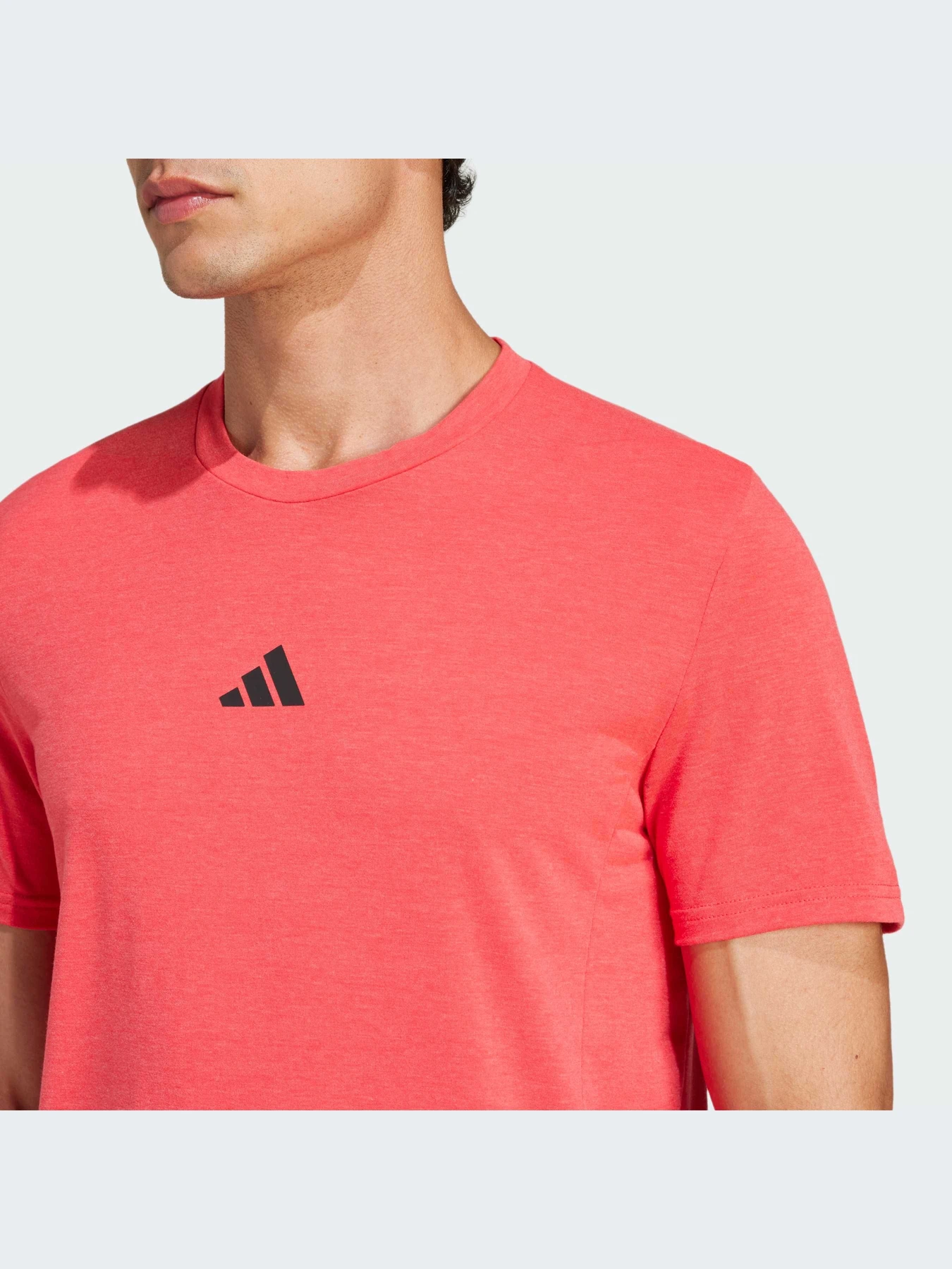 Футболки и поло Adidas модель JI8124-KZ Футболки и поло Adidas модель JI8124-KZ Фото