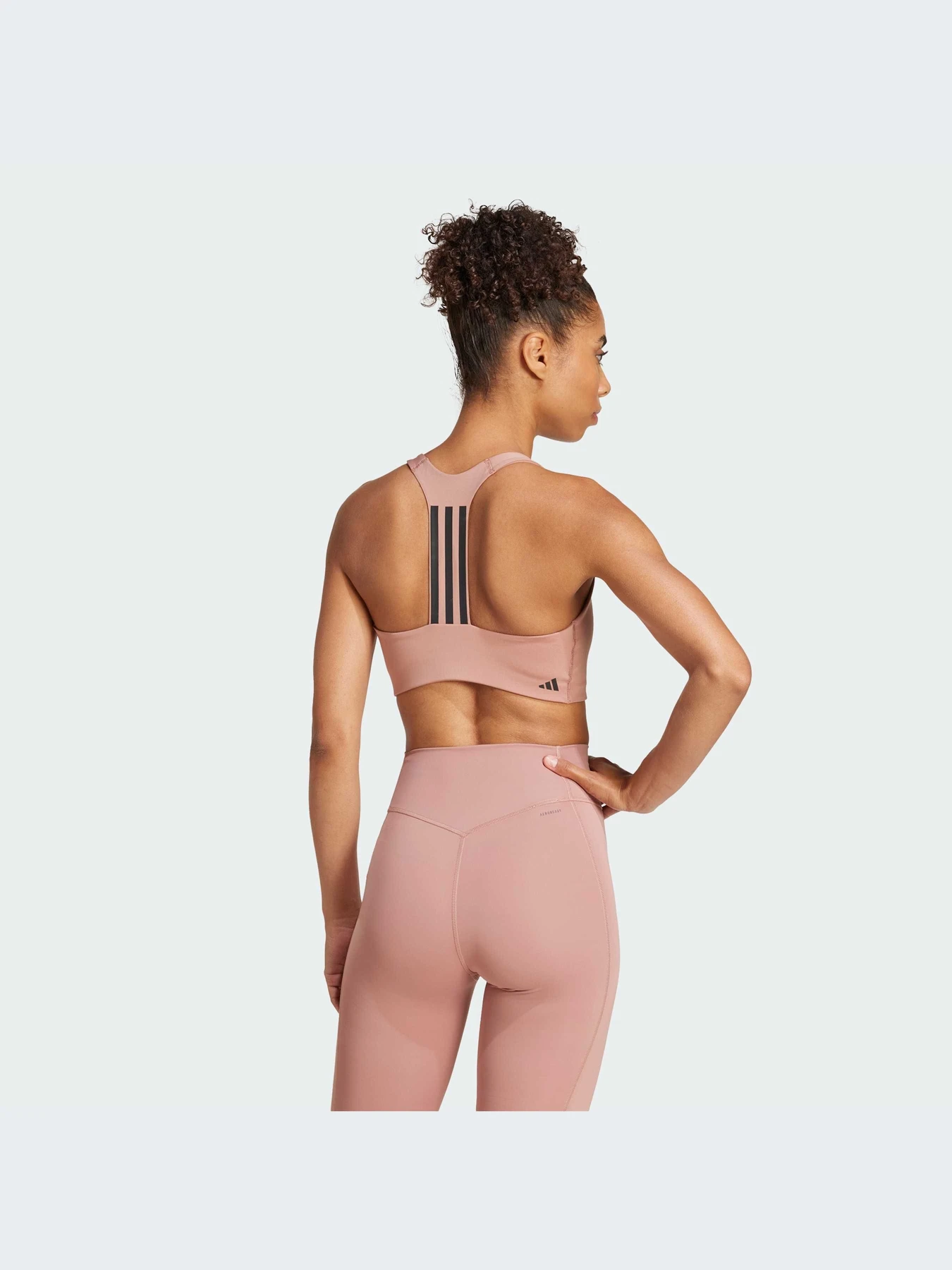 Футболки и поло Adidas модель JI7989-KZ Футболки и поло Adidas модель JI7989-KZ Фото