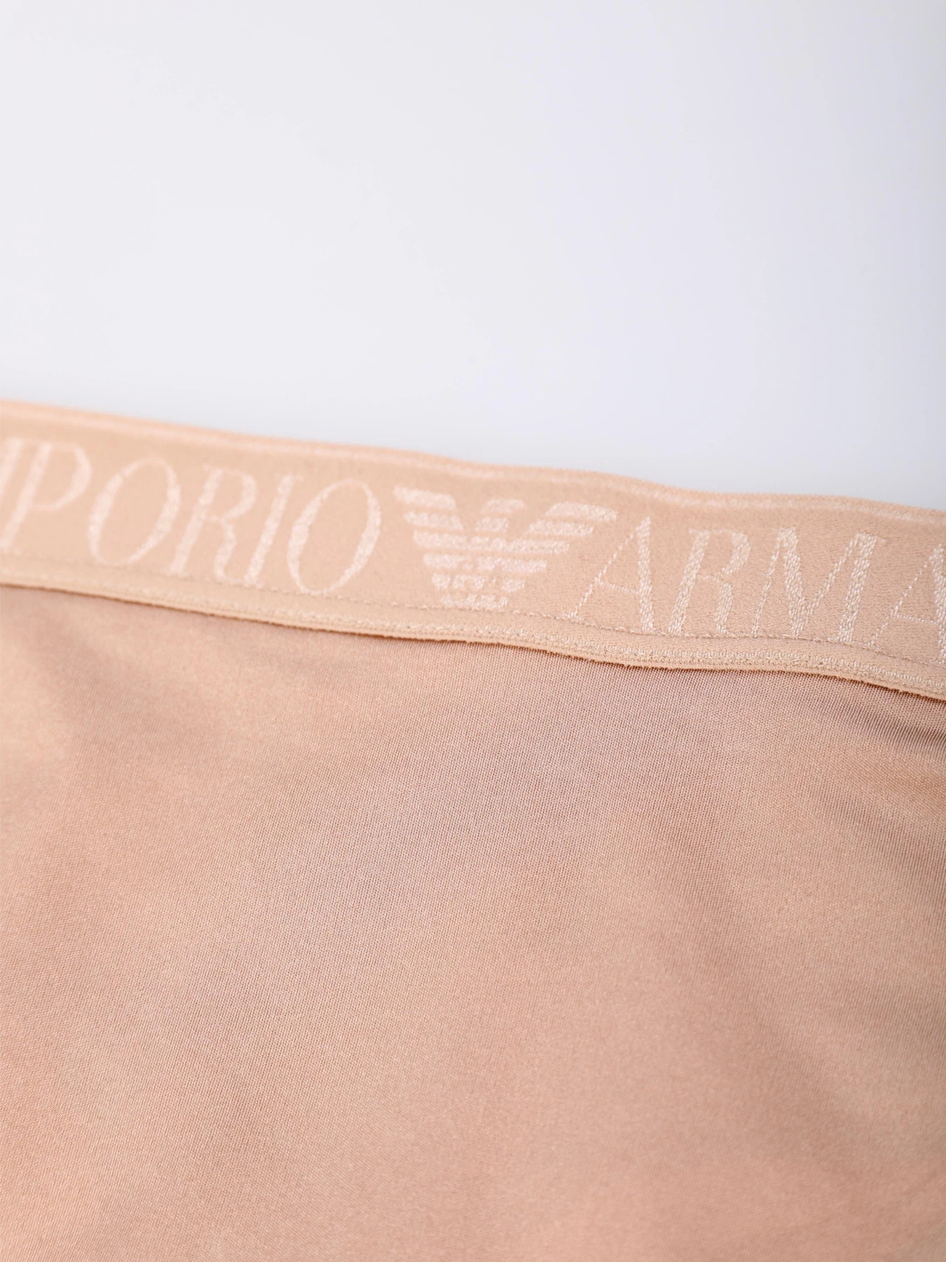 Нижнее белье Emporio Armani модель EW000402-AF10891-M6068 Нижнее белье Emporio Armani модель EW000402-AF10891-M6068 Фото
