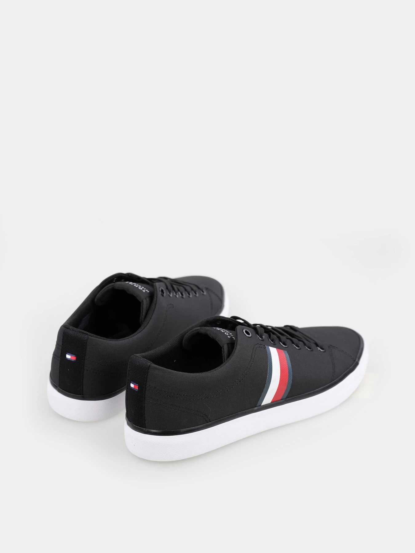 Кеды Tommy Hilfiger модель FM0FM05393-BDS Кеды Tommy Hilfiger модель FM0FM05393-BDS Фото