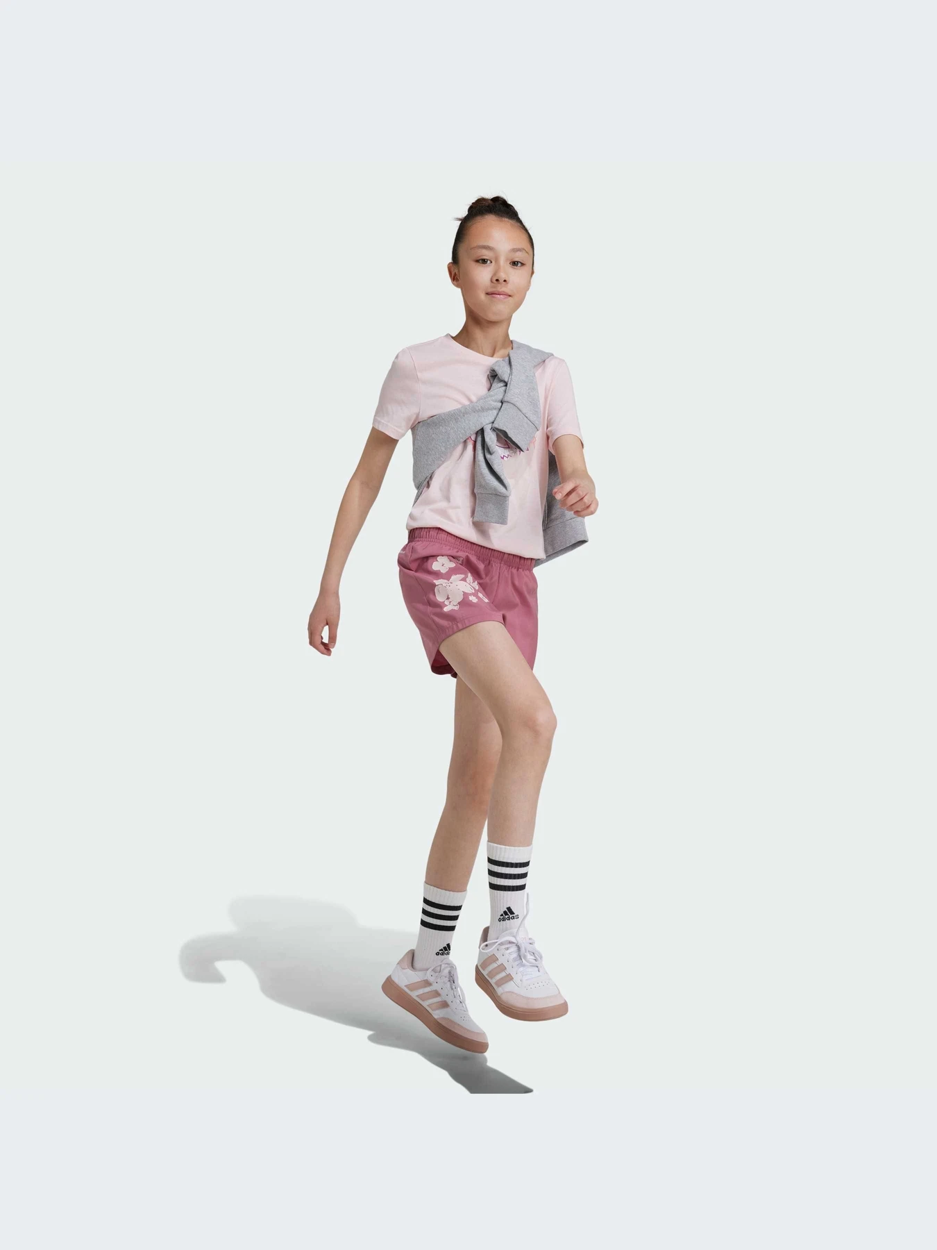 Шорты Adidas модель IW3290-KZ Шорты Adidas модель IW3290-KZ Фото