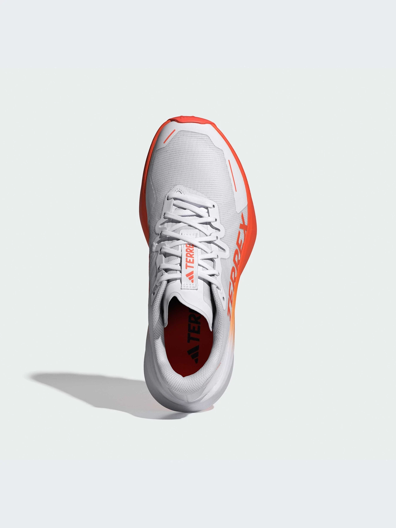 Кроссовки Adidas модель JI0955-KZ Кроссовки Adidas модель JI0955-KZ Фото
